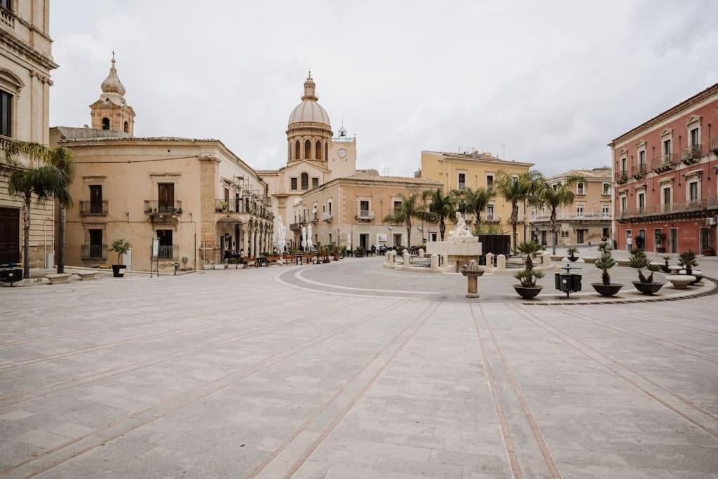 Comiso Teatro Aperto, appartamento in centro photo 4