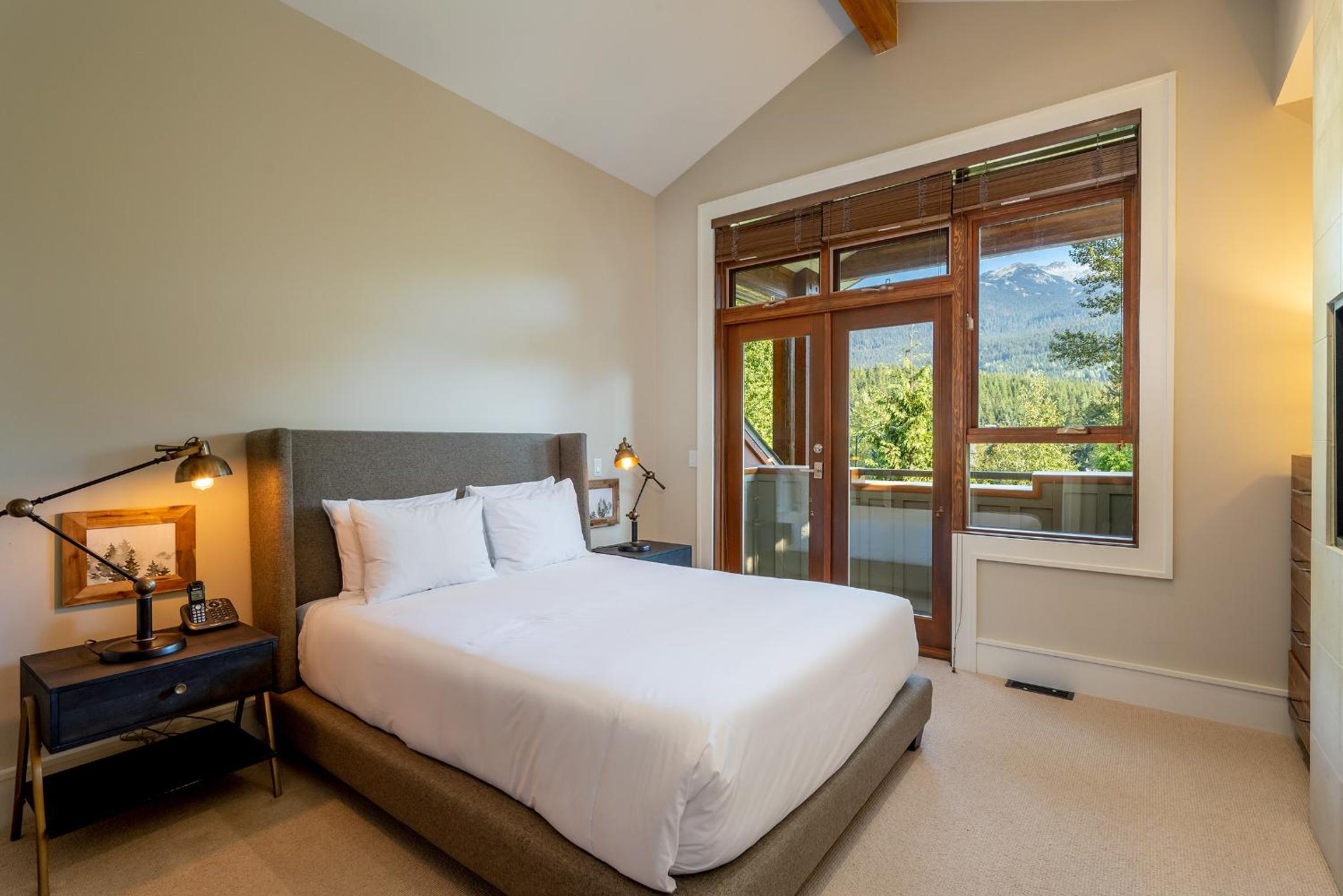 West Coast style 4-bedroom, 3-bathroom, mountain view townhome