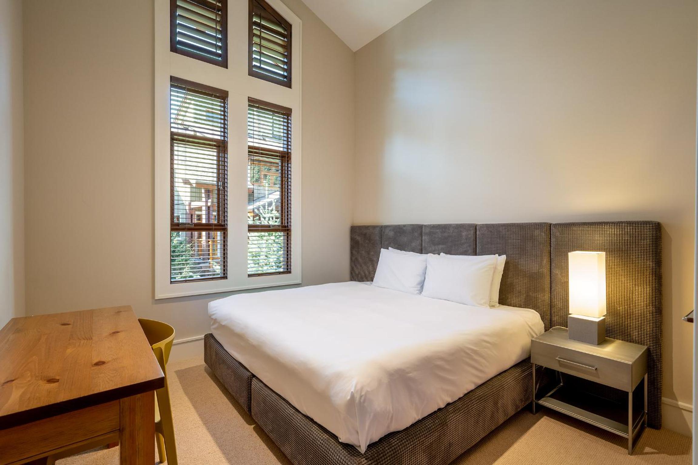 West Coast style 4-bedroom, 3-bathroom, mountain view townhome