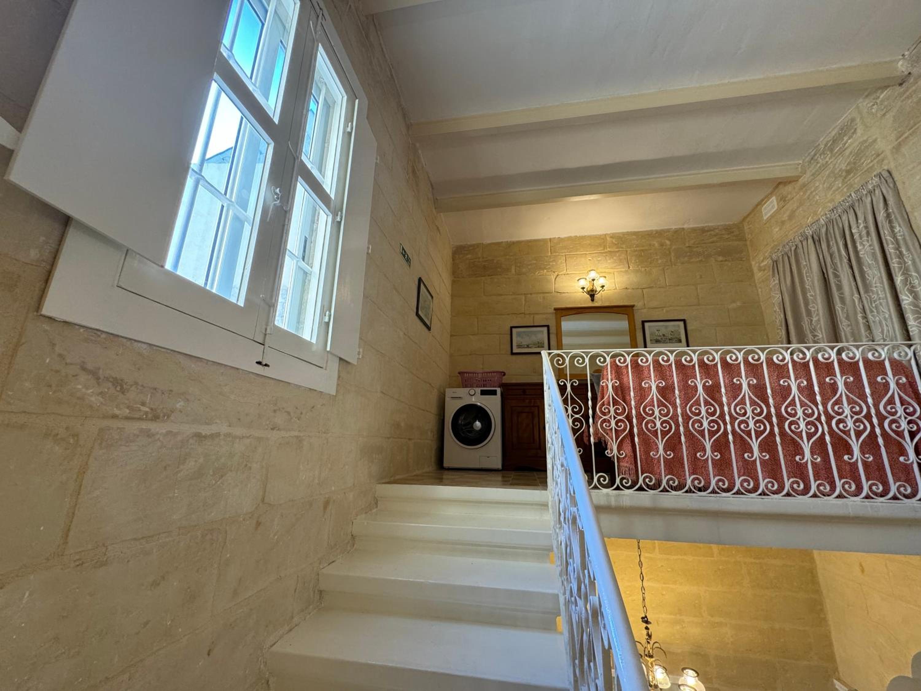 B&S Accommodation 1940 House of Character Żejtun, Malta view 3