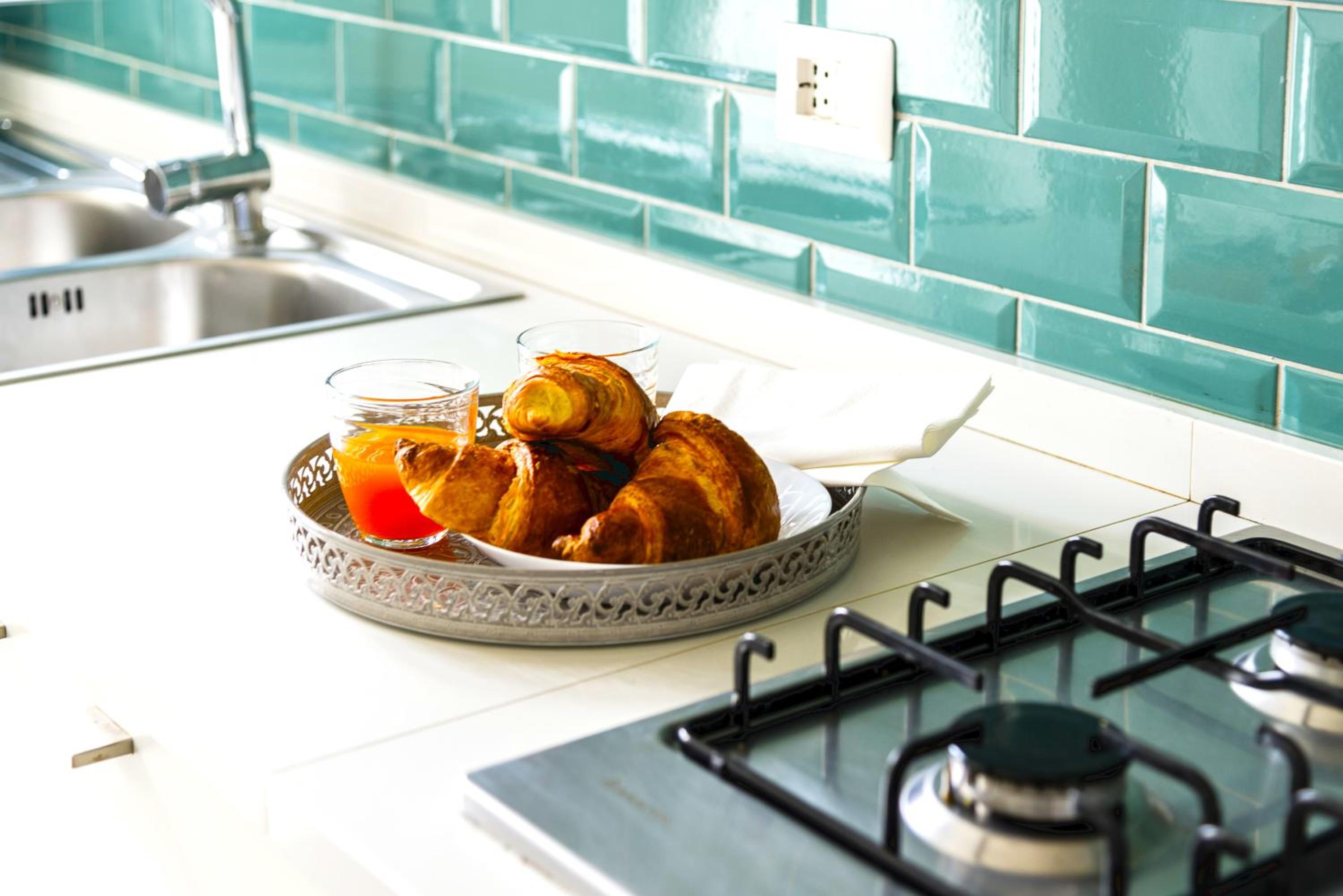 Hostly-Keith Haring Vista House photo 5