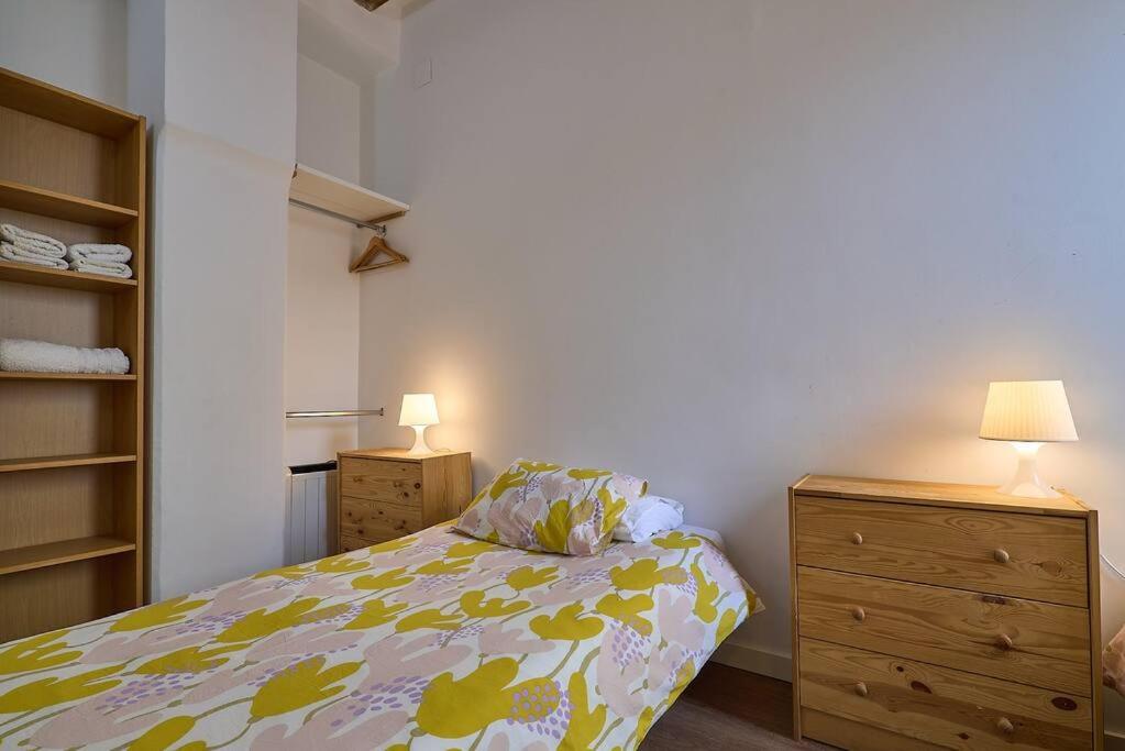 Apartamento minimalista en Matemático Marzal
