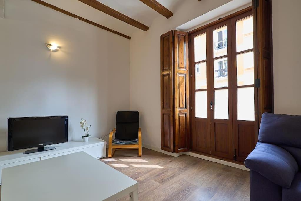 Apartamento minimalista en Matemático Marzal