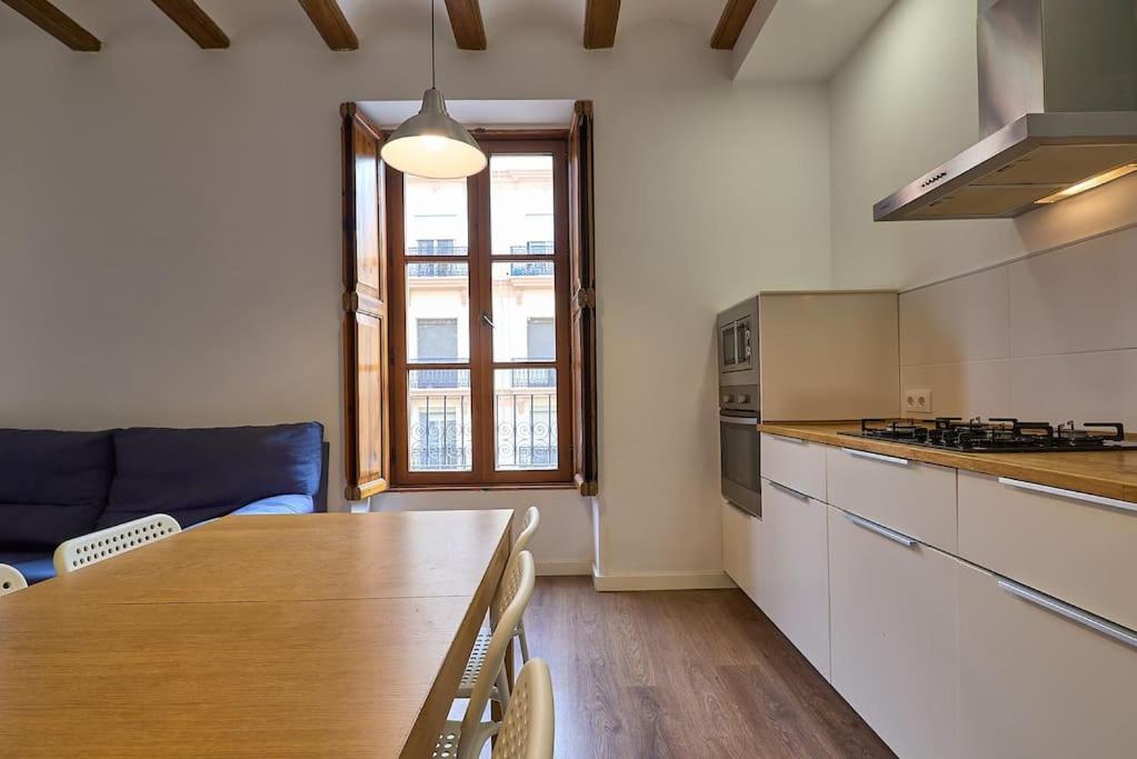 Apartamento minimalista en Matemático Marzal
