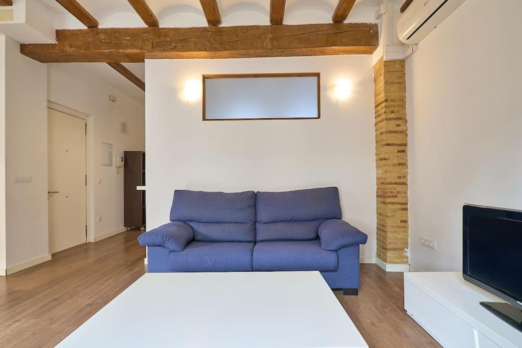 Apartamento minimalista en Matemático Marzal