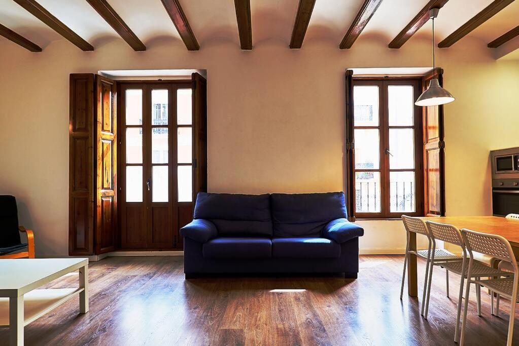 Apartamento minimalista en Matemático Marzal