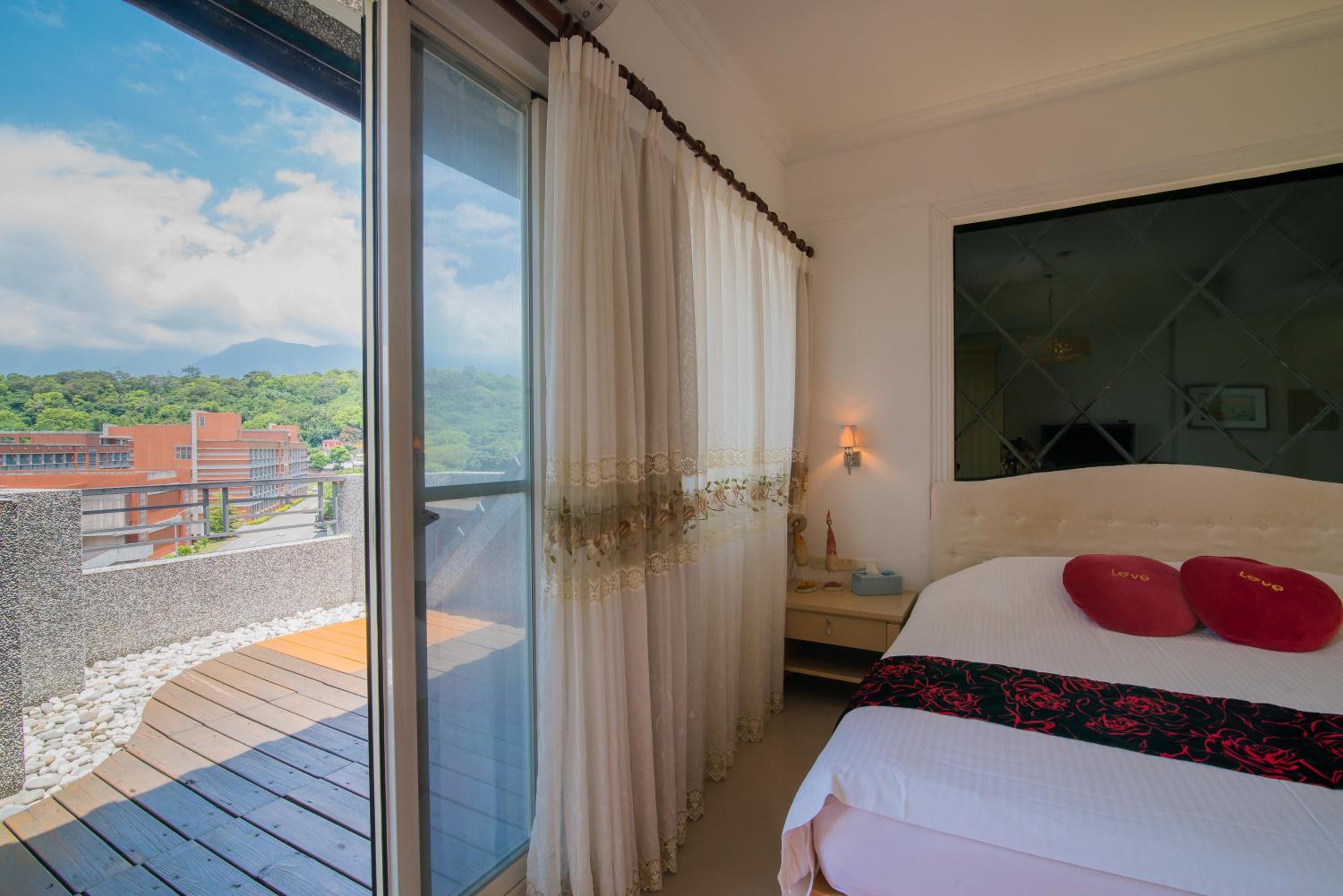 Zhileju Homestay