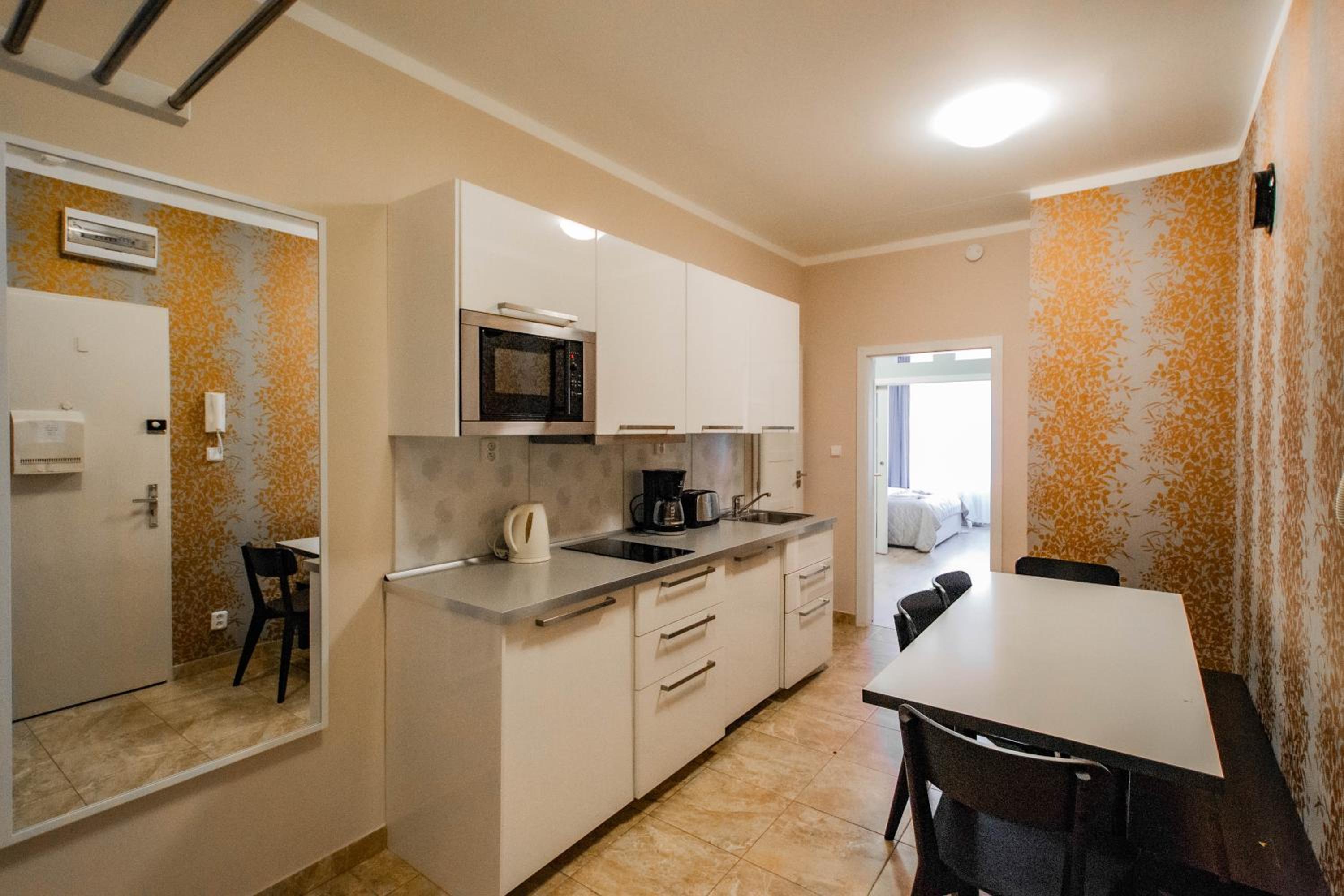 Old Town Rybna Apt by Ruterra