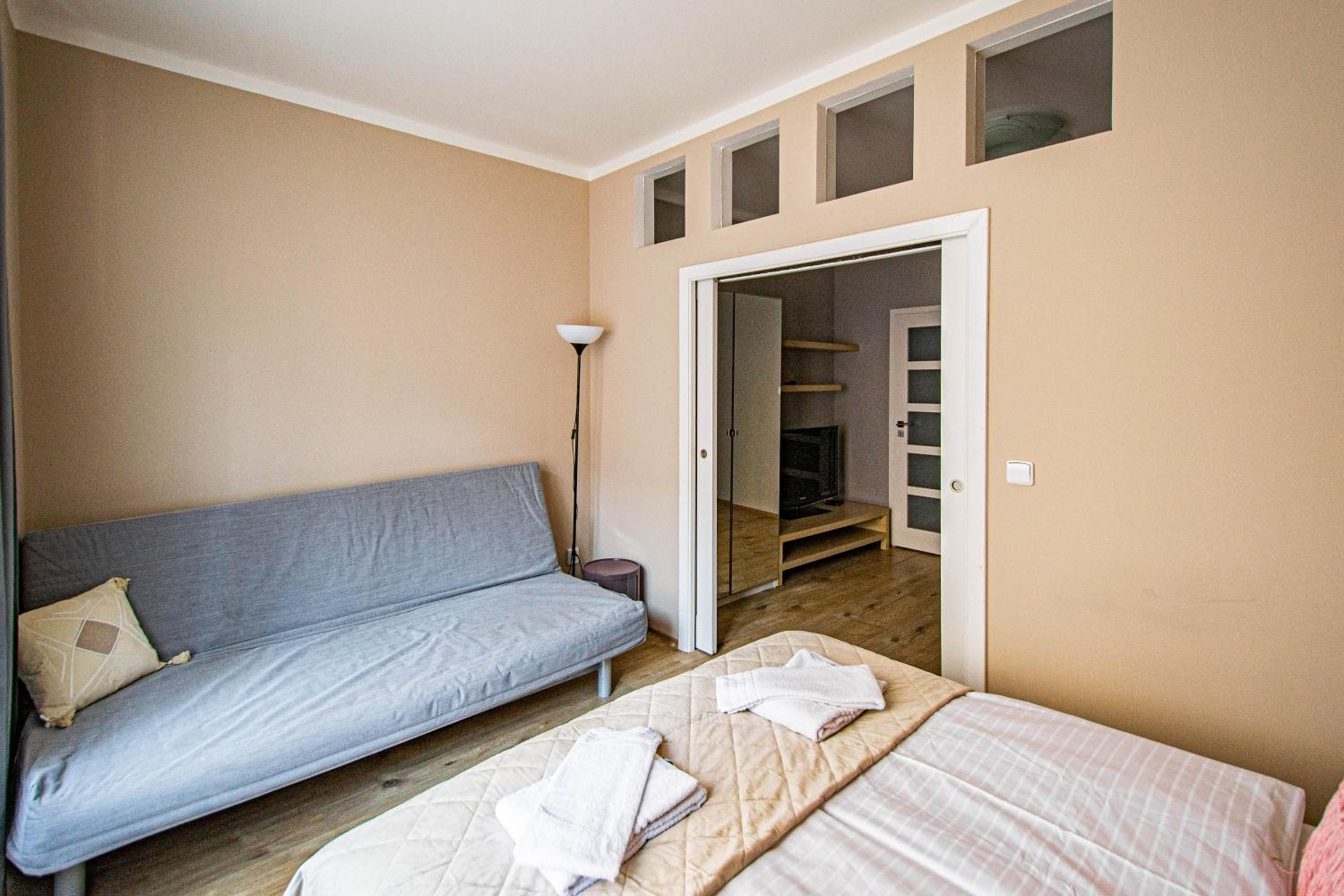 Old Town Rybna Apt by Ruterra