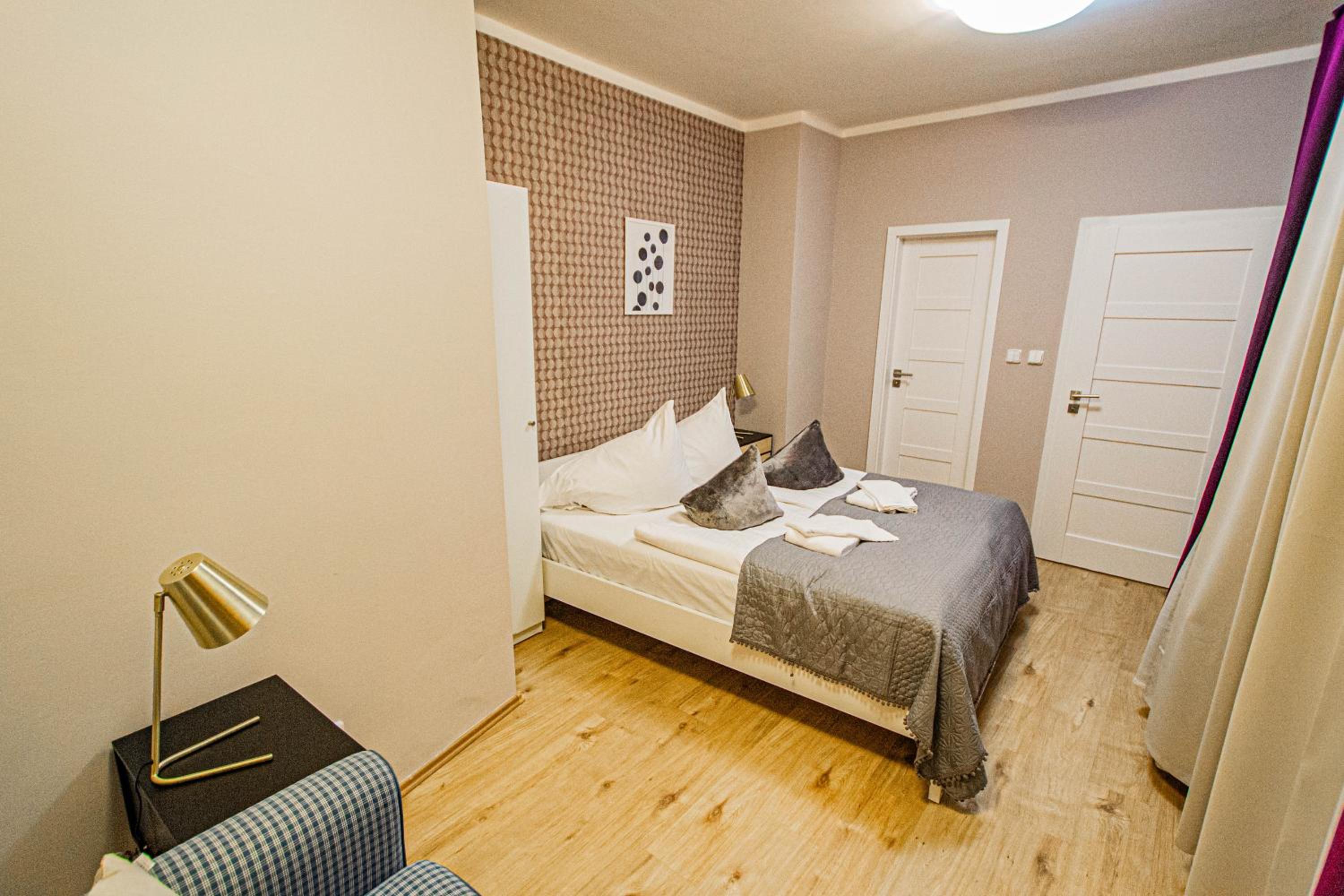 Old Town Rybna Apt by Ruterra