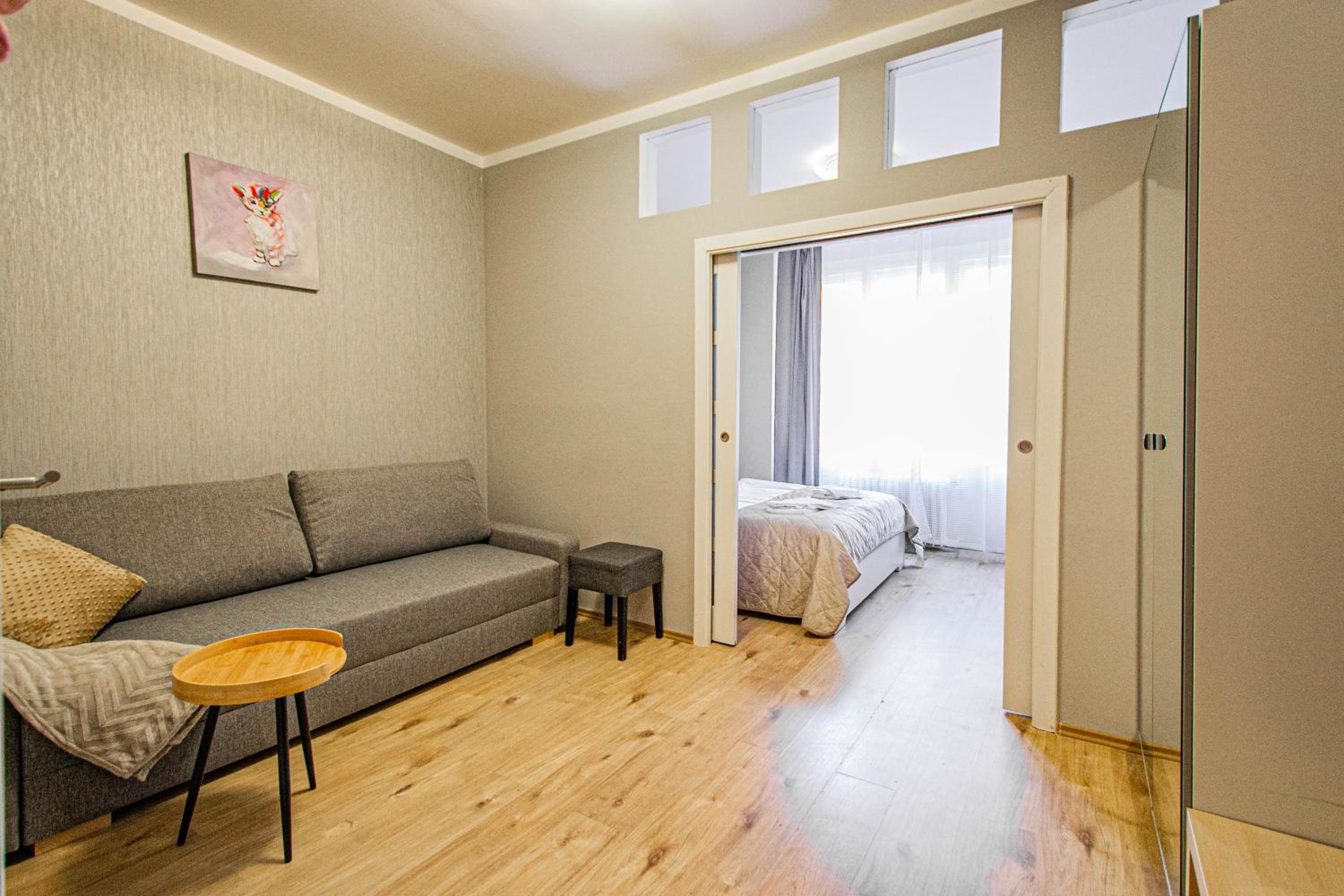 Old Town Rybna Apt by Ruterra