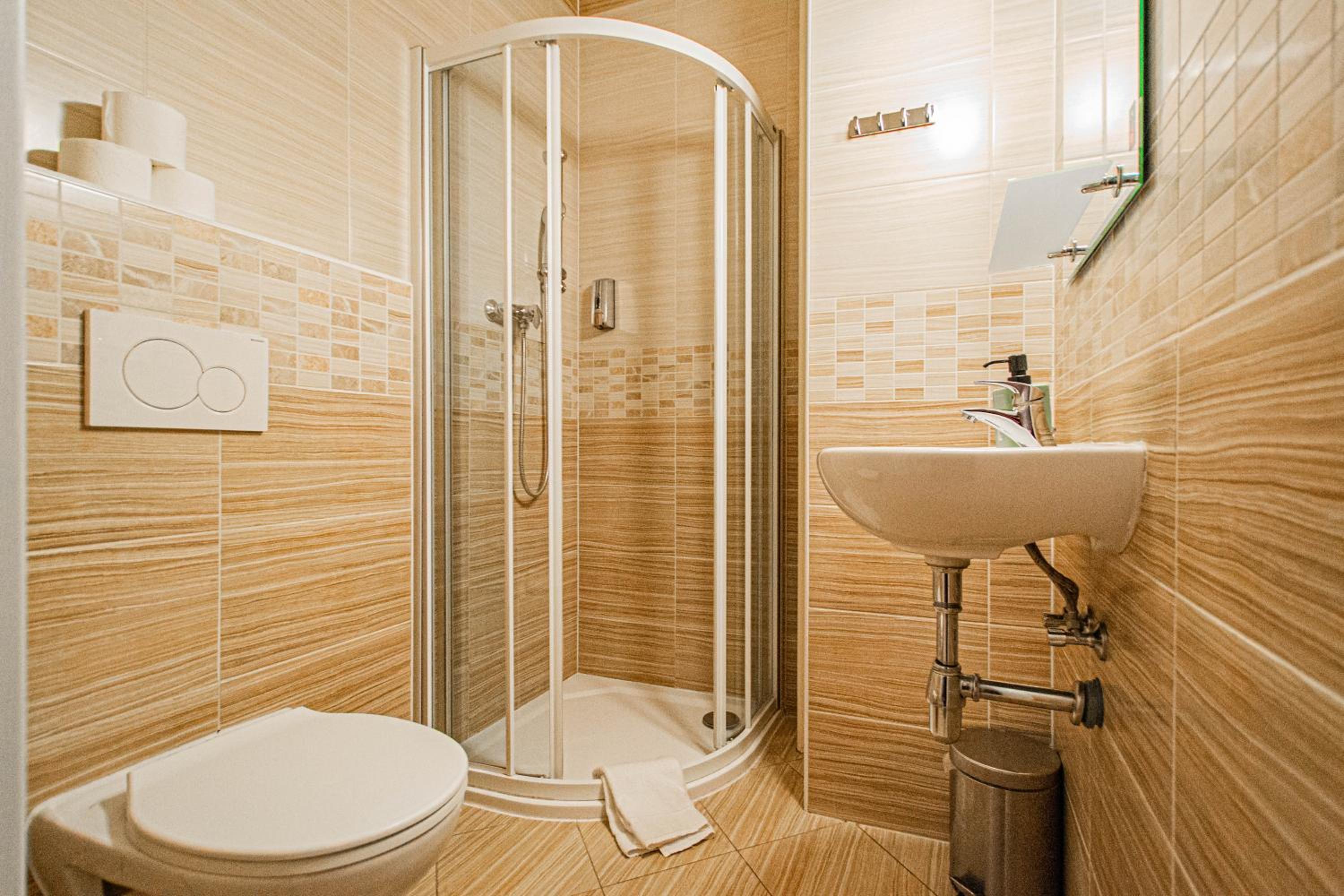 Old Town Rybna Apt by Ruterra