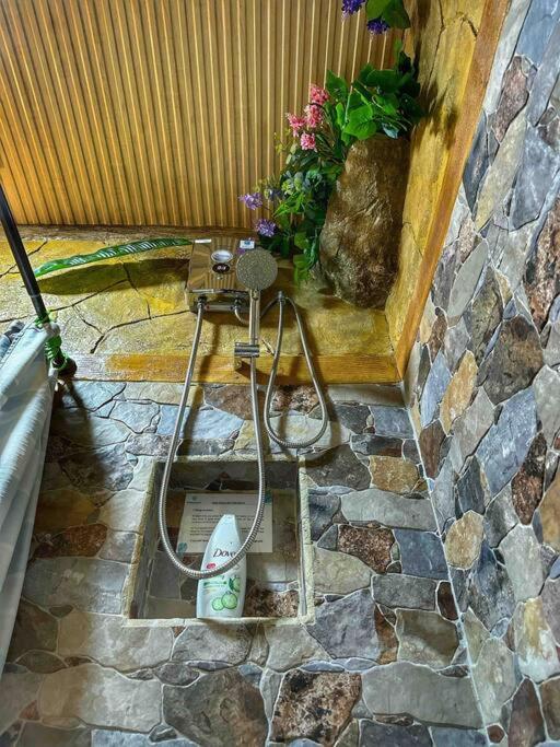 #11 Stylish Rustic Studio & Outdoor JACUZZI