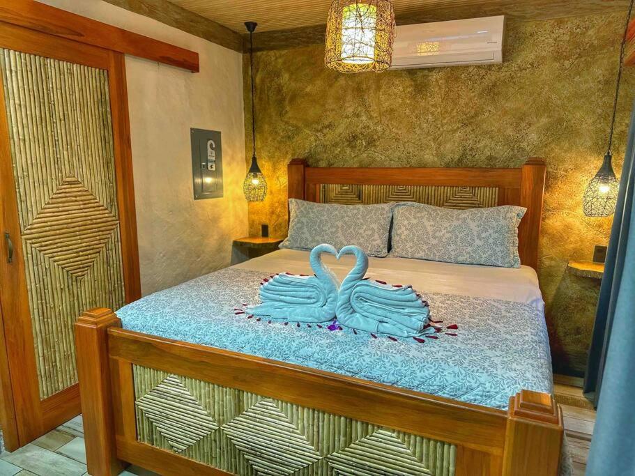 #11 Stylish Rustic Studio & Outdoor JACUZZI