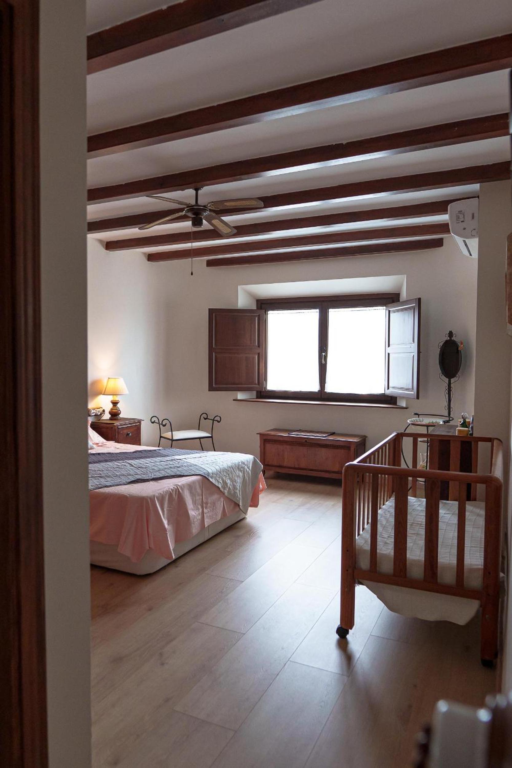 Villa Ibicenca Love