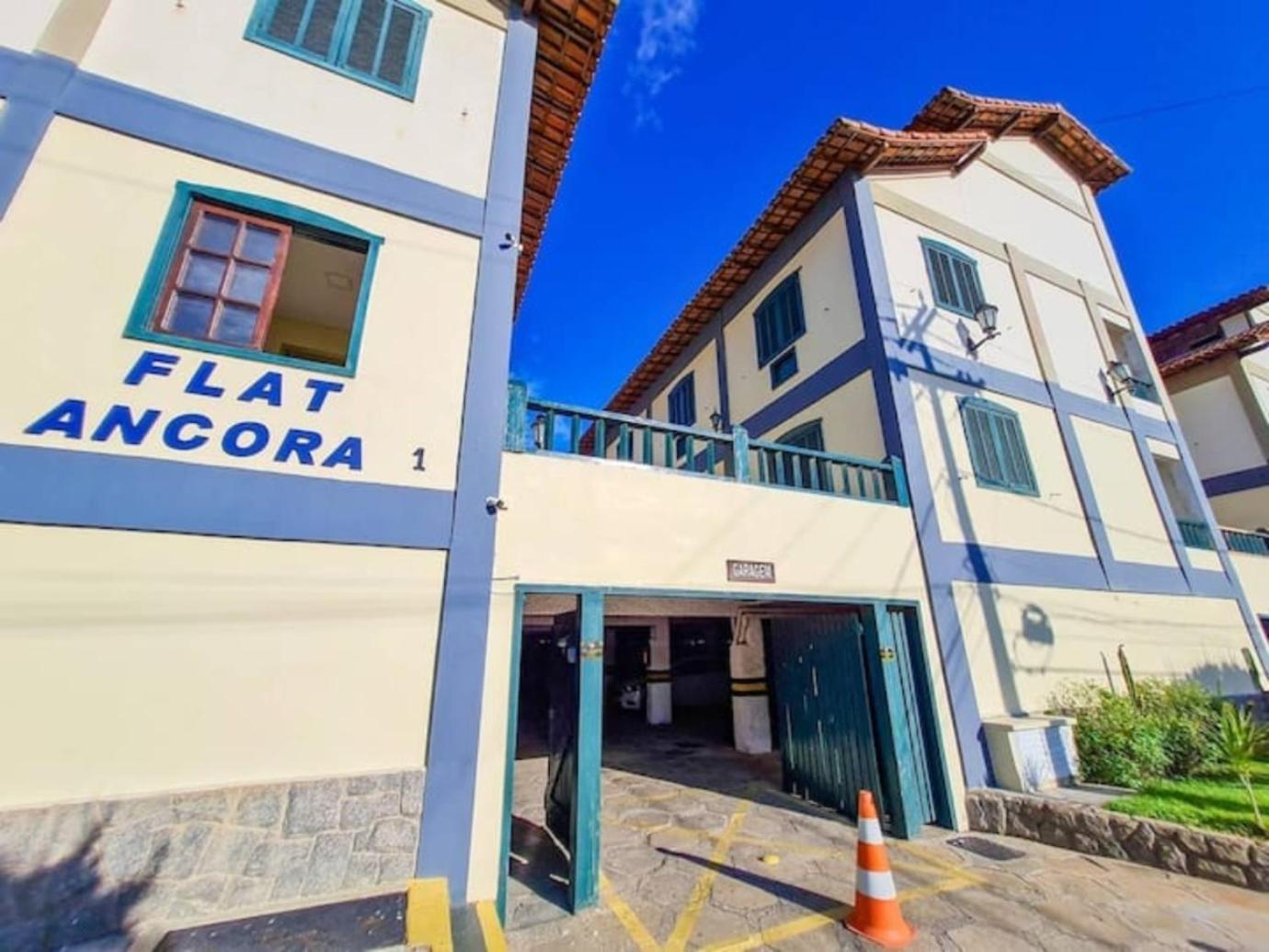 Flat Âncora -Apto Standard Pé na Areia na Praia do Peró