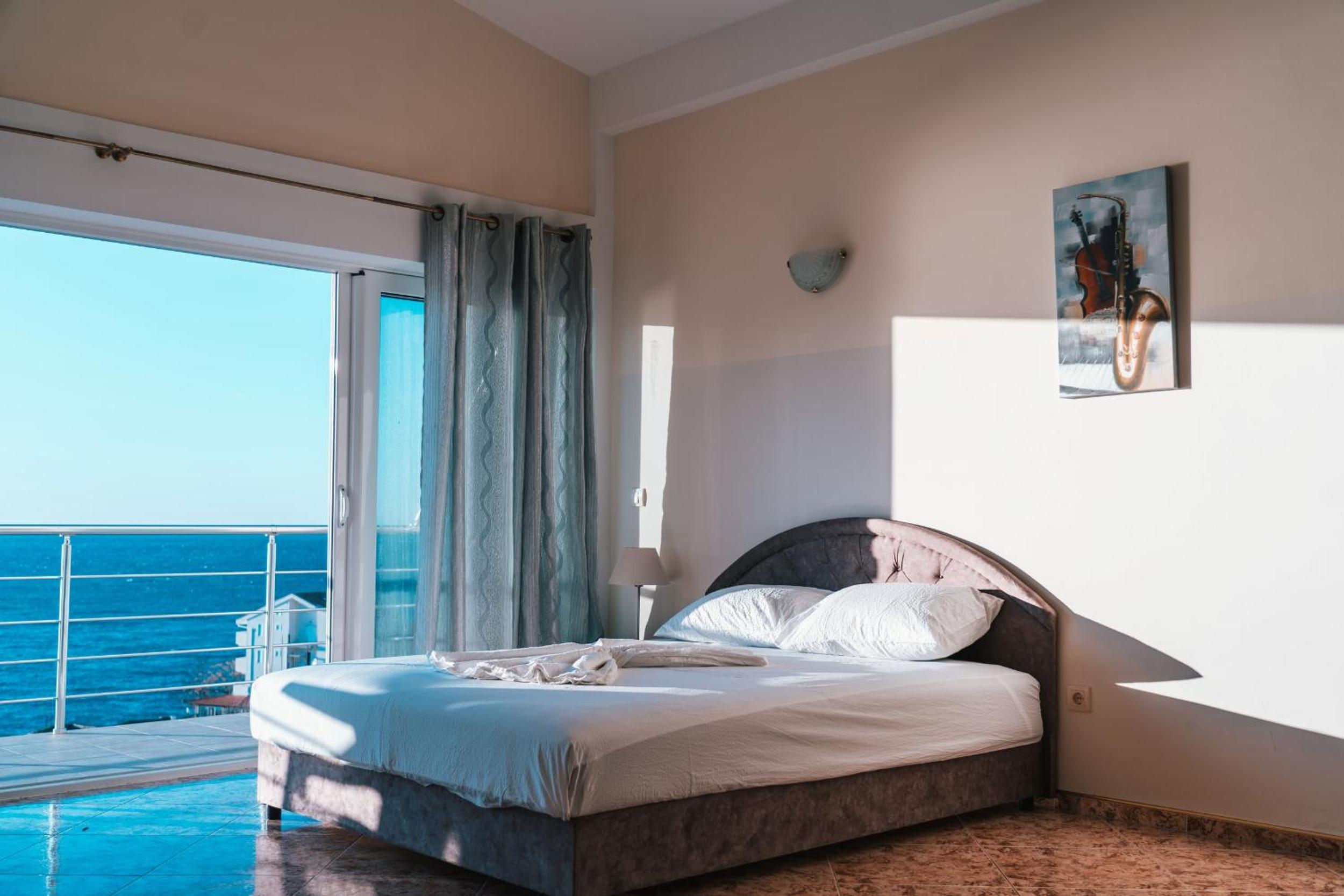 Fidel Apartments