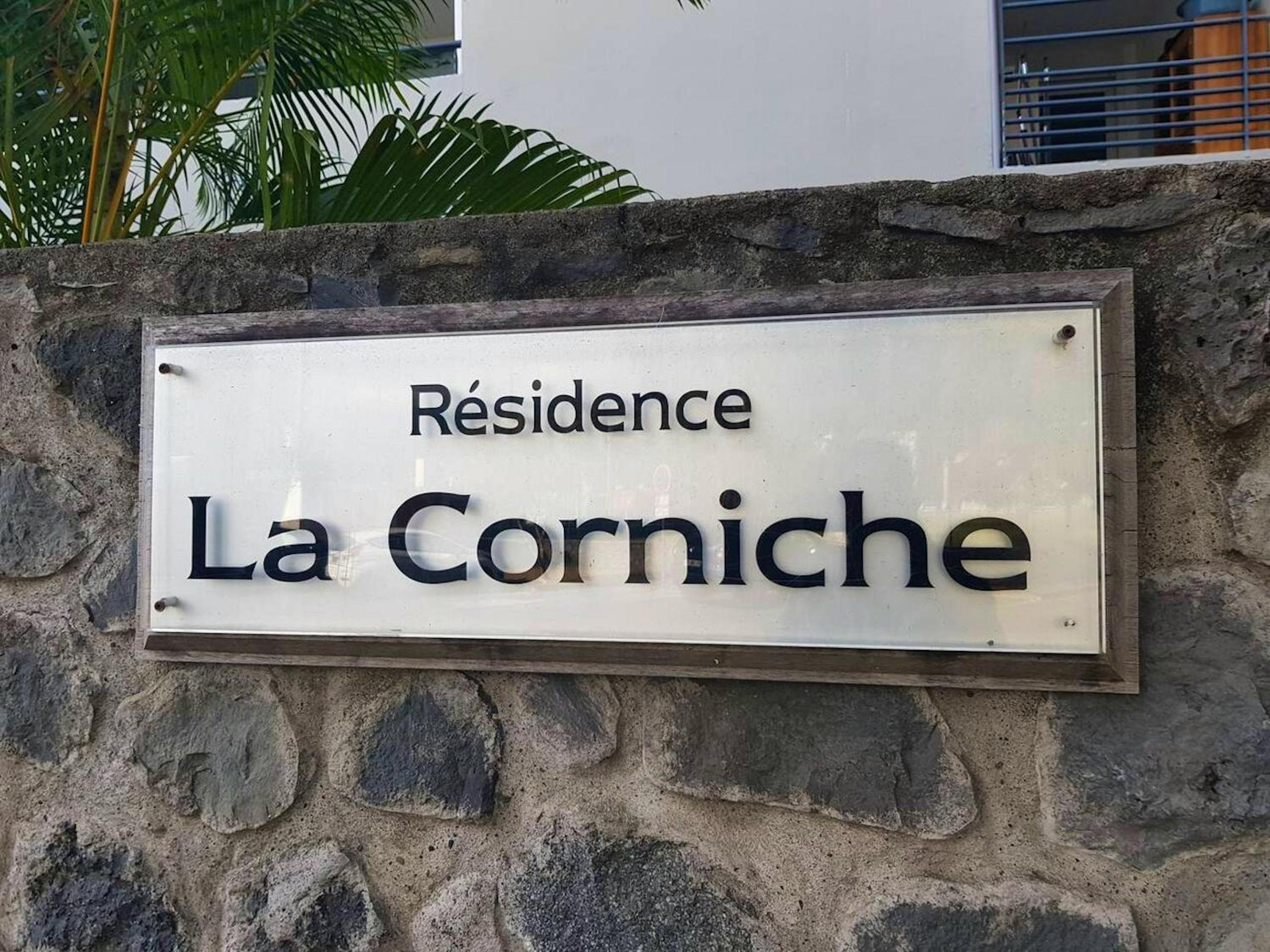 Appartement moderne a La Possession 76 m² Parking view 2
