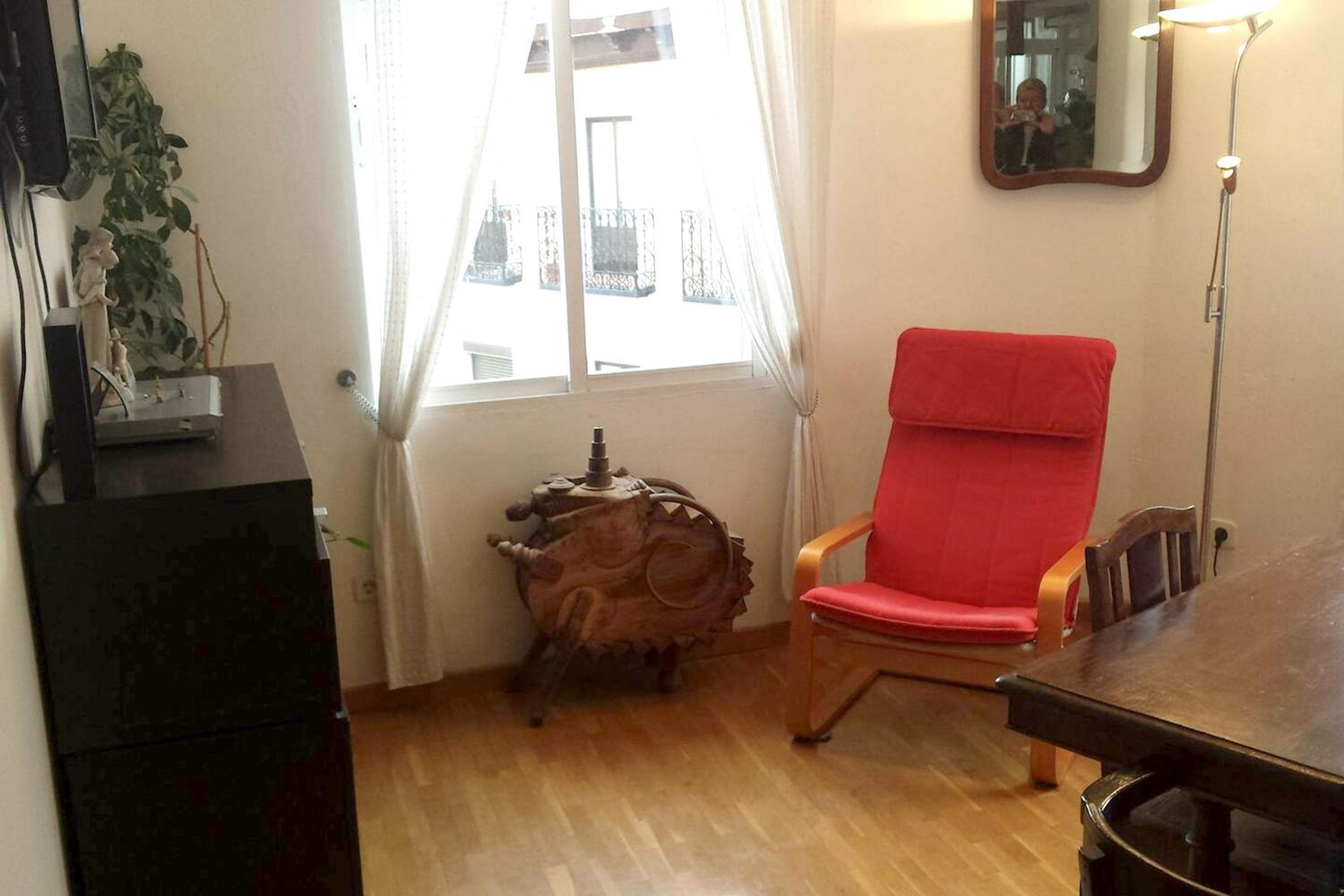 Charming Apartment Madrid 50m² +AC view 4