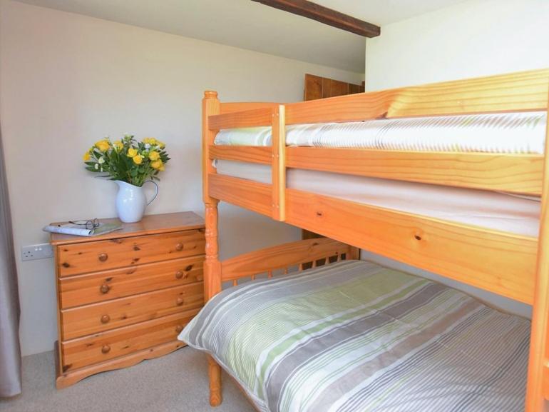 Fentrigan Manor Farm & Holiday Cottages
