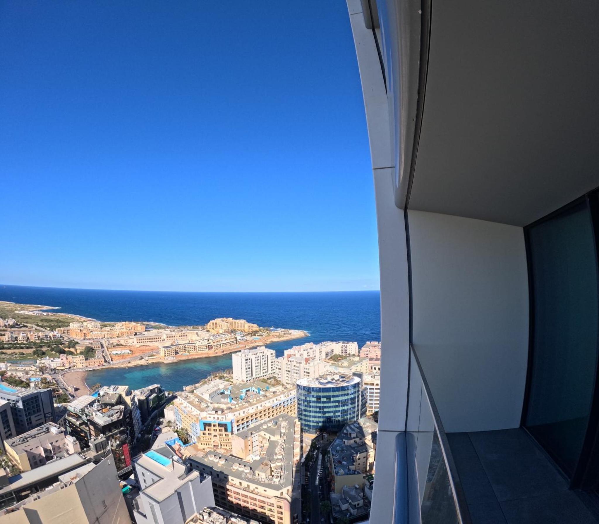 Mercury Tower Suites with pool access