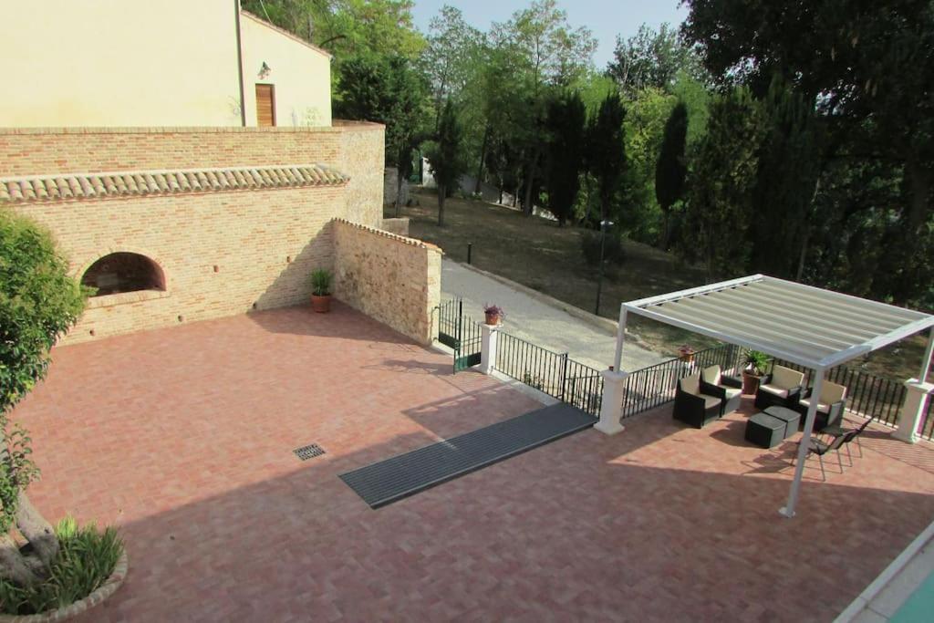 Photo 16