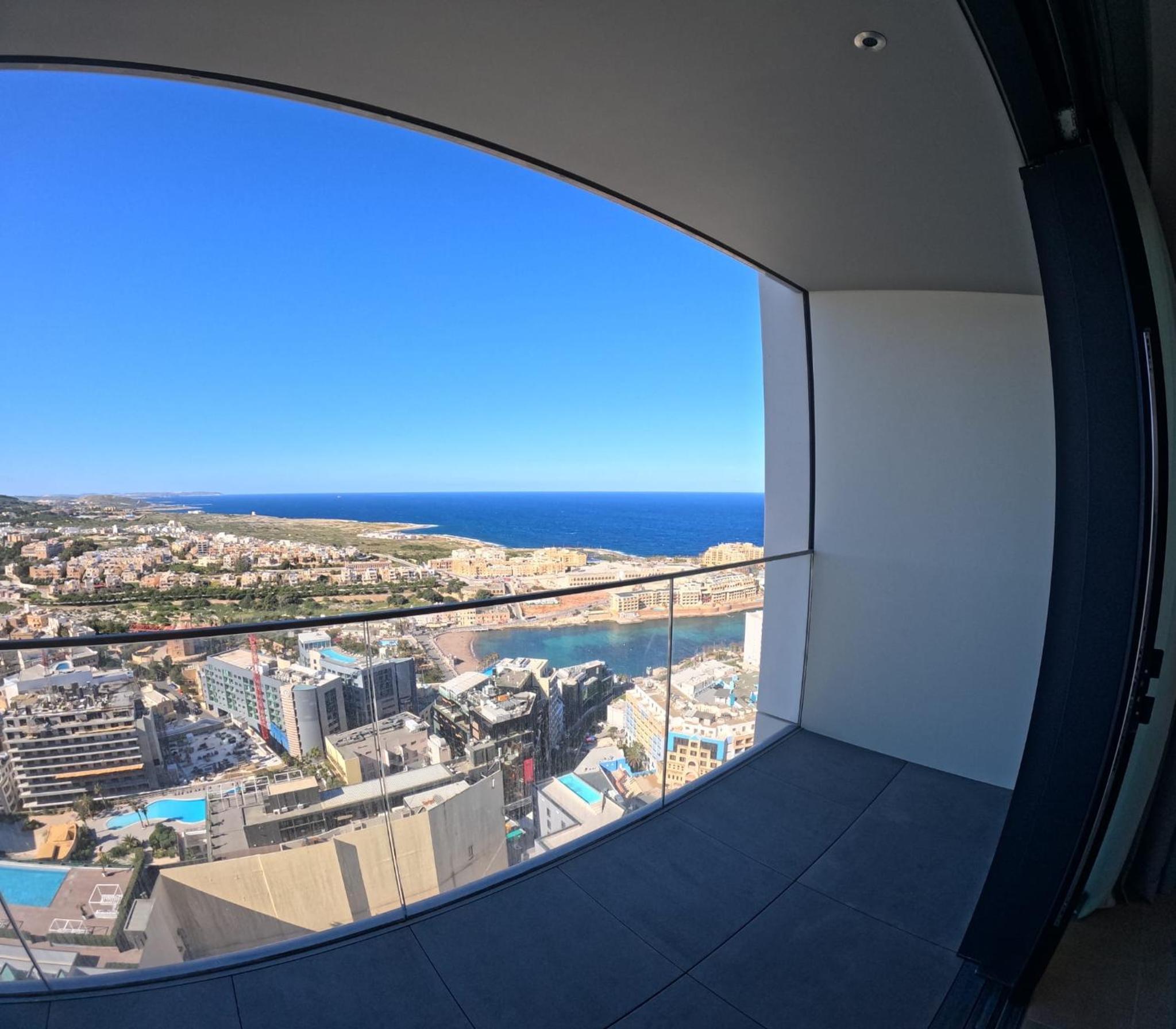 Mercury Tower Suites with pool access