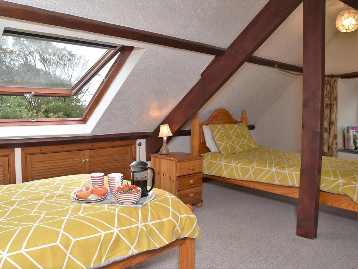 Fentrigan Manor Farm & Holiday Cottages