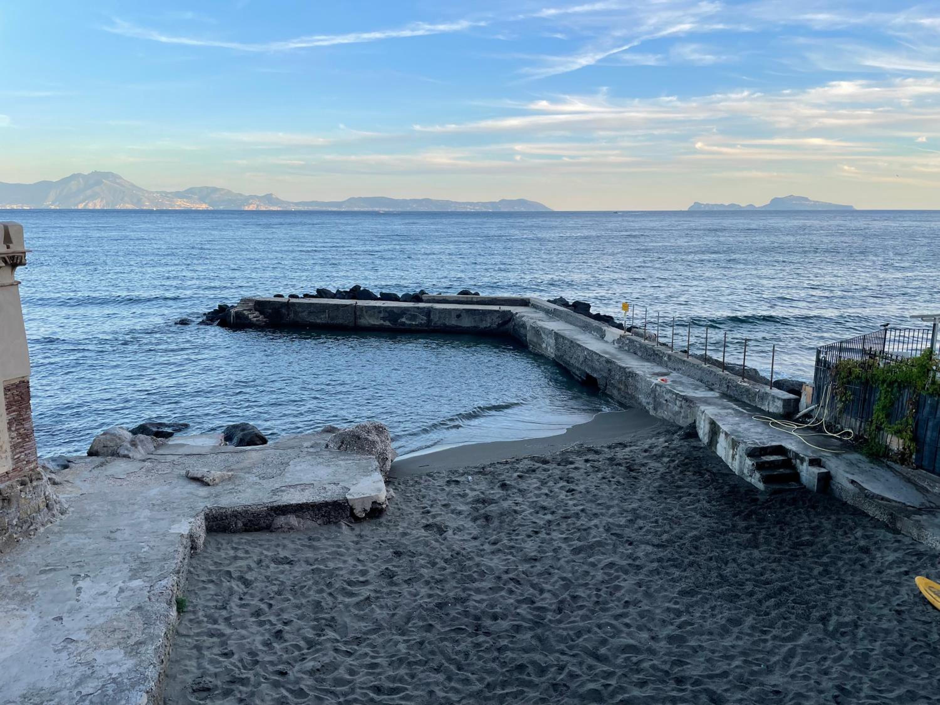 La casetta e la spiaggia