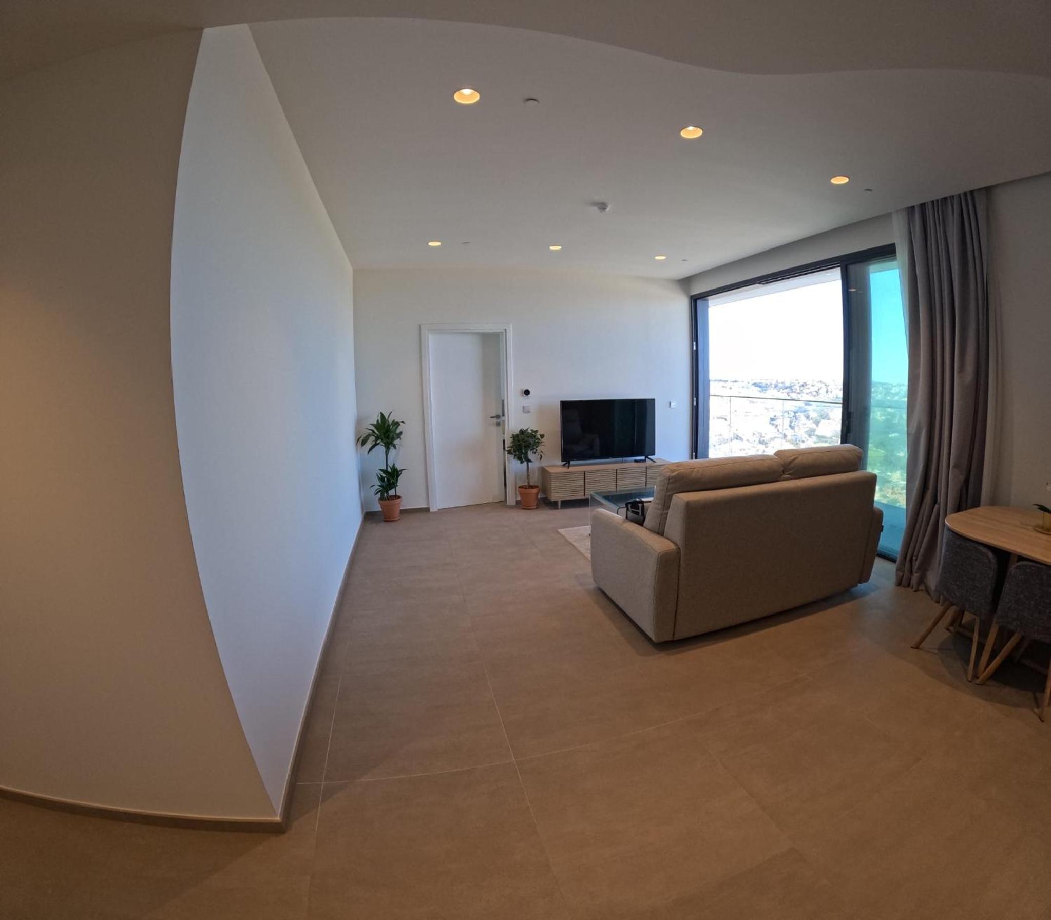 Mercury Tower Suites with pool access