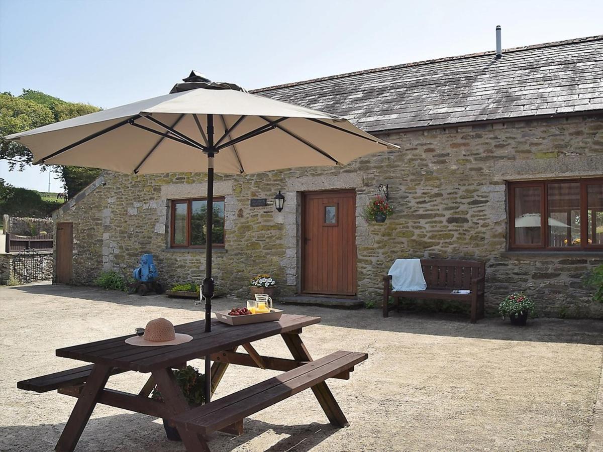 Fentrigan Manor Farm & Holiday Cottages