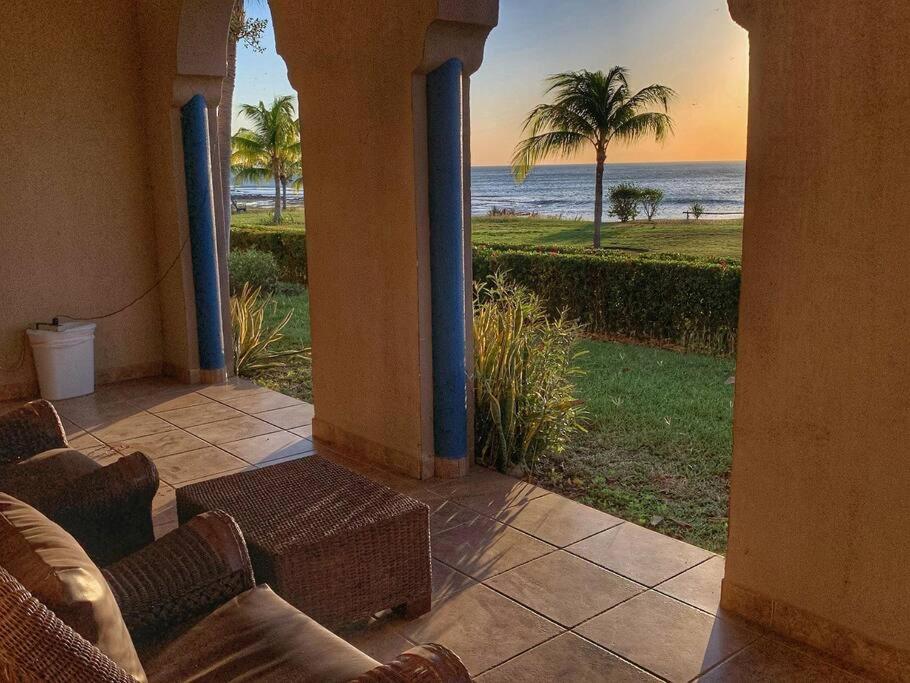 Las Perlas - Beachfront Apartment Steps from Restaurant at Gran Pacifica Resort view 4