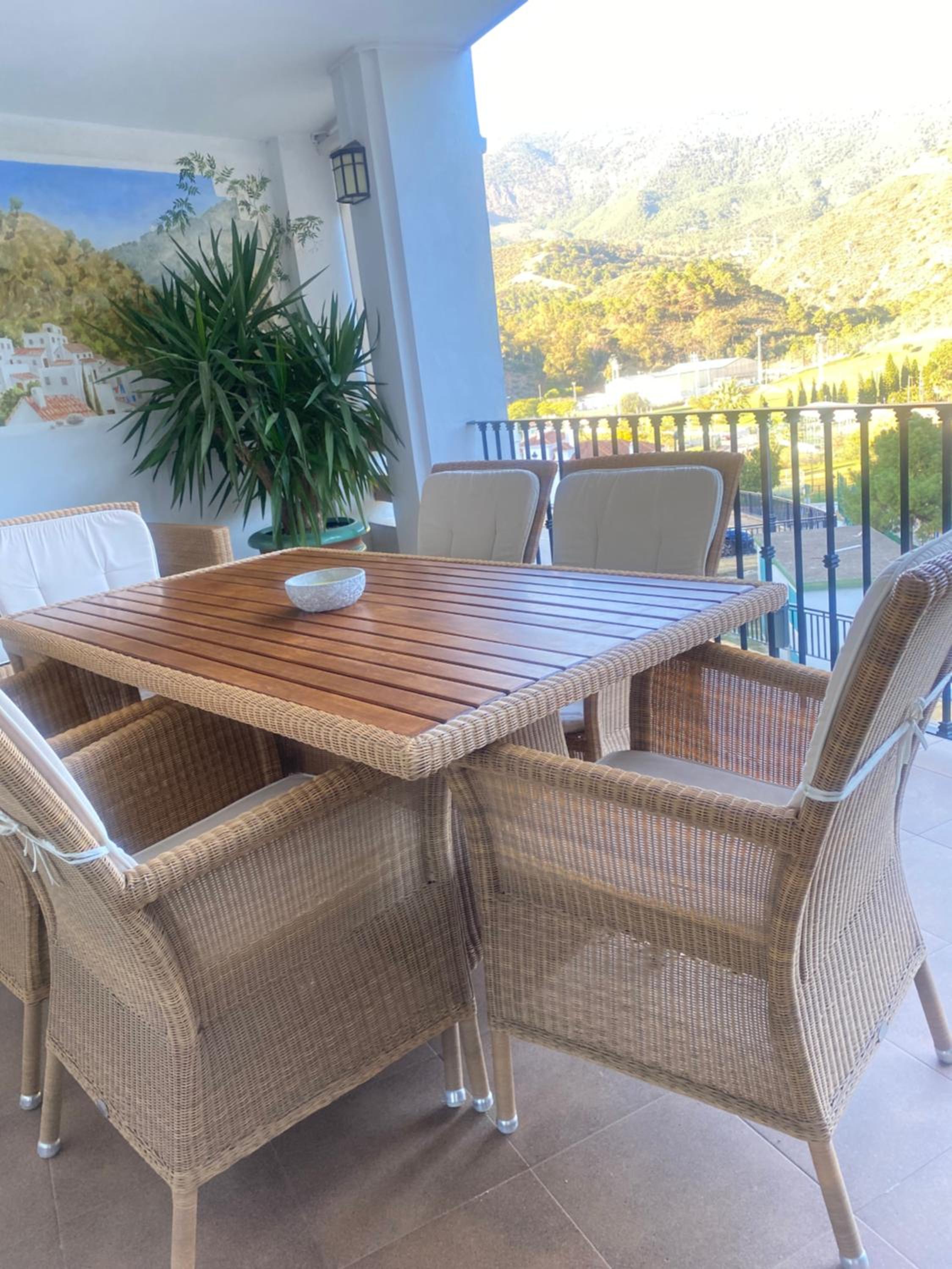 Modern Apartment in Benahavis Village Centre with Underground Parking - Image 2