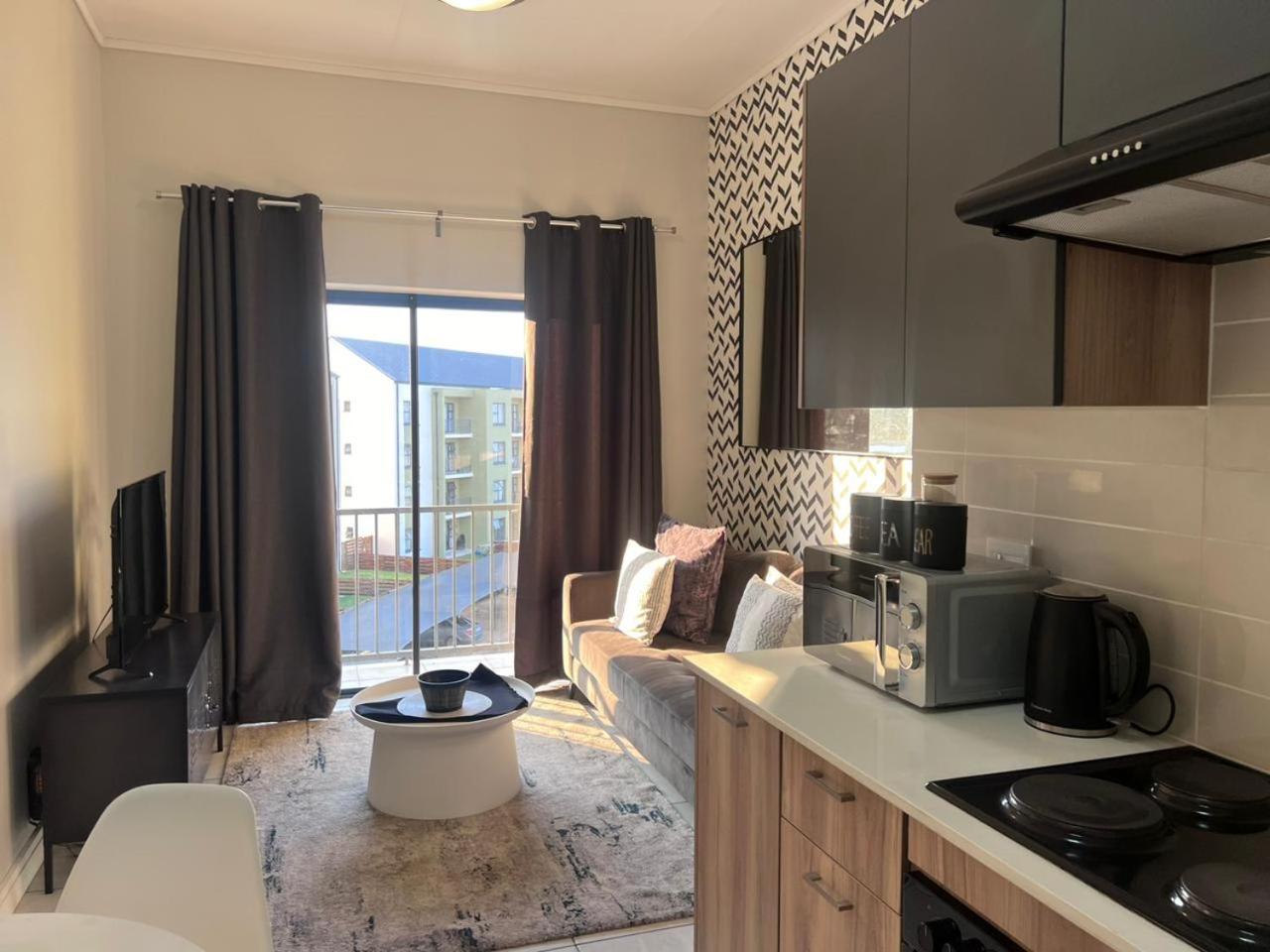 The Lagoon Exquisite Apartments