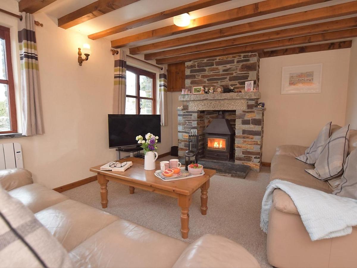 Fentrigan Manor Farm & Holiday Cottages