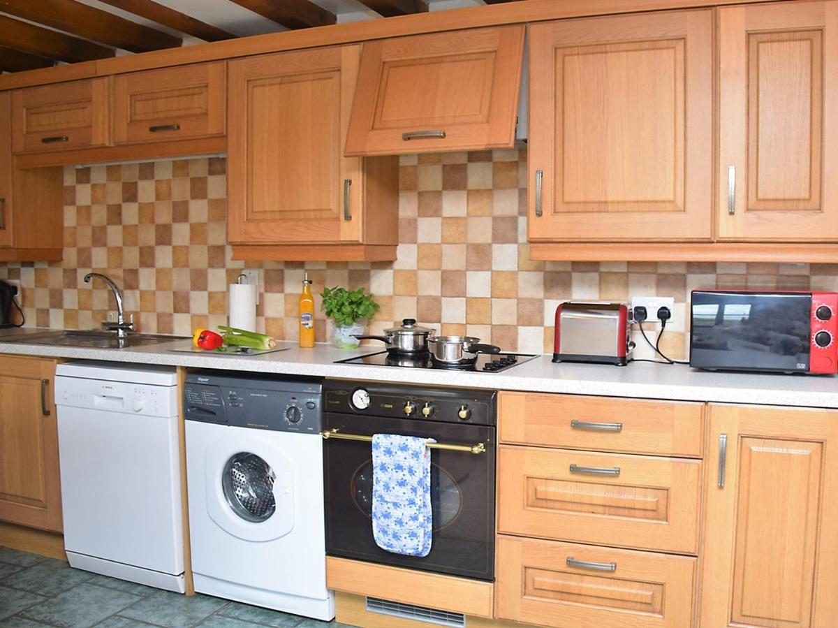 Fentrigan Manor Farm & Holiday Cottages
