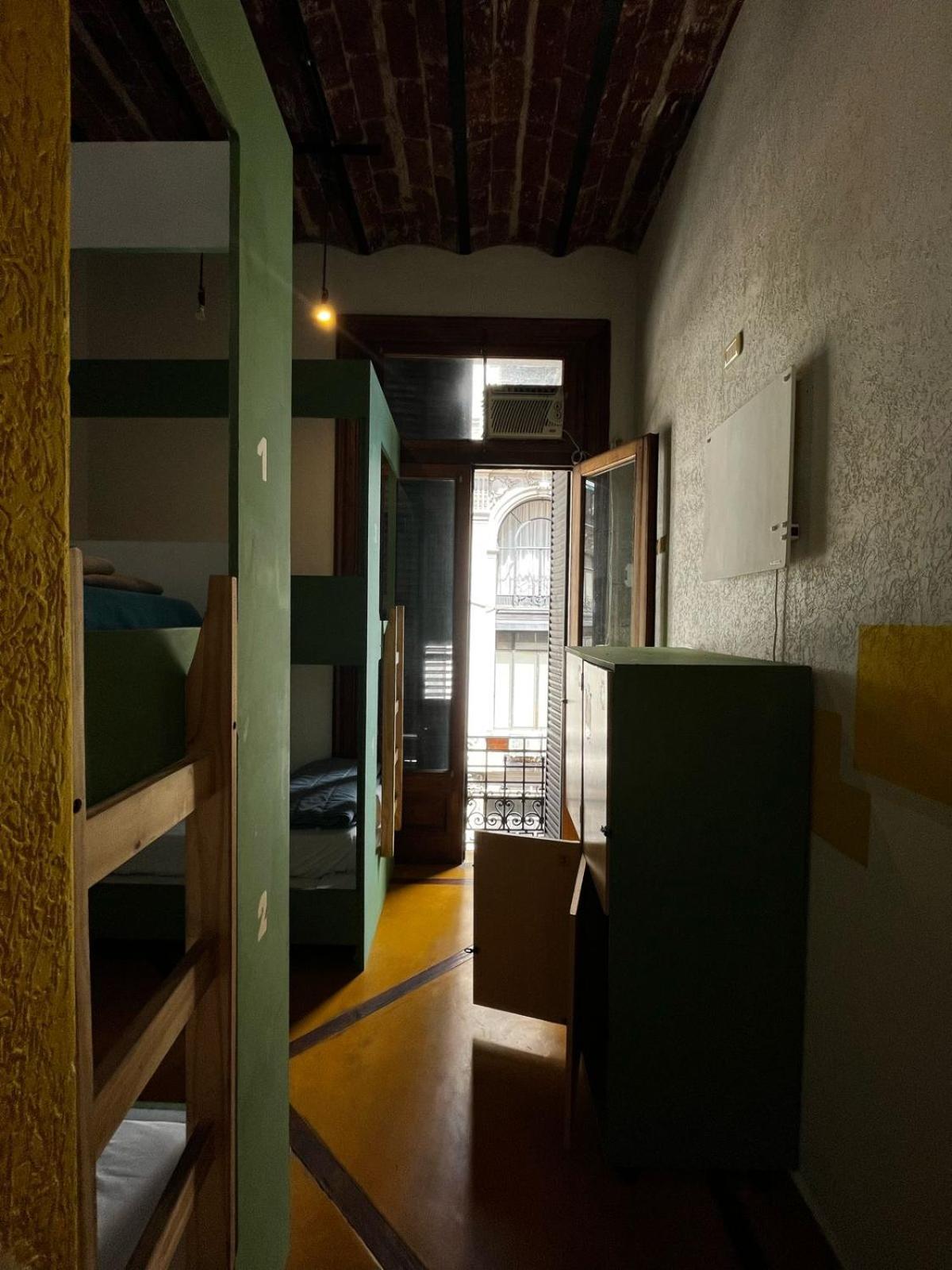 Parla Hostel