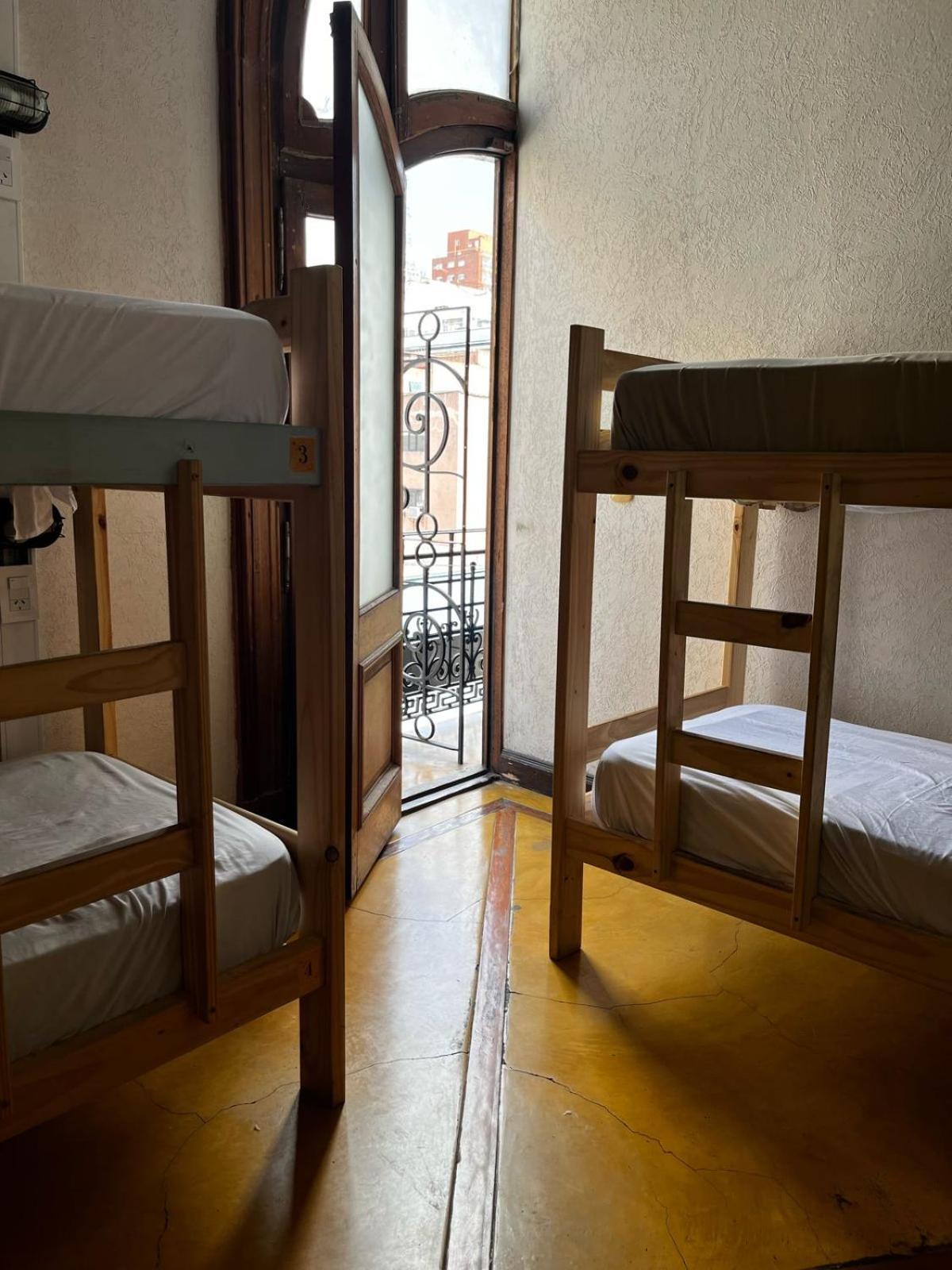 Parla Hostel