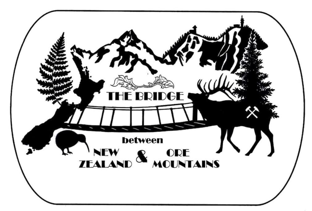 The Bridge - between NewZealand & OreMountains