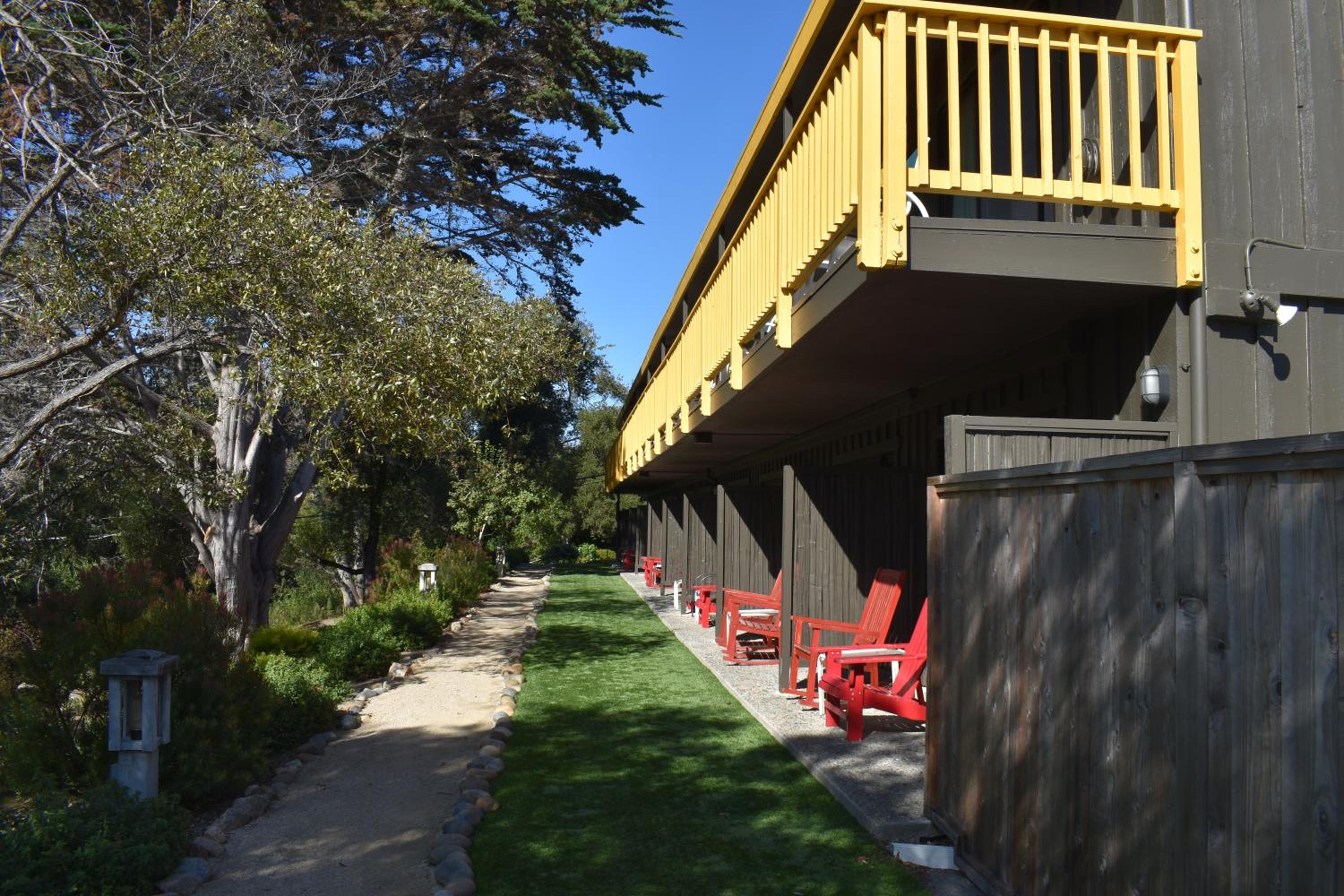 Monterey Vacations - Carmel River Inn - Property Image 3