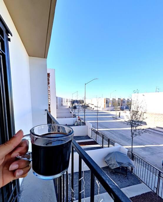 Bonita Casa en fraccionamiento privado cerca del aeropuerto