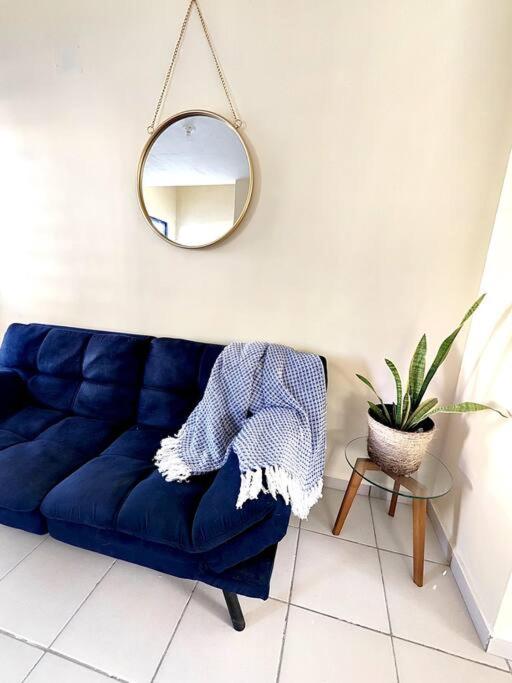 Bonita Casa en fraccionamiento privado cerca del aeropuerto
