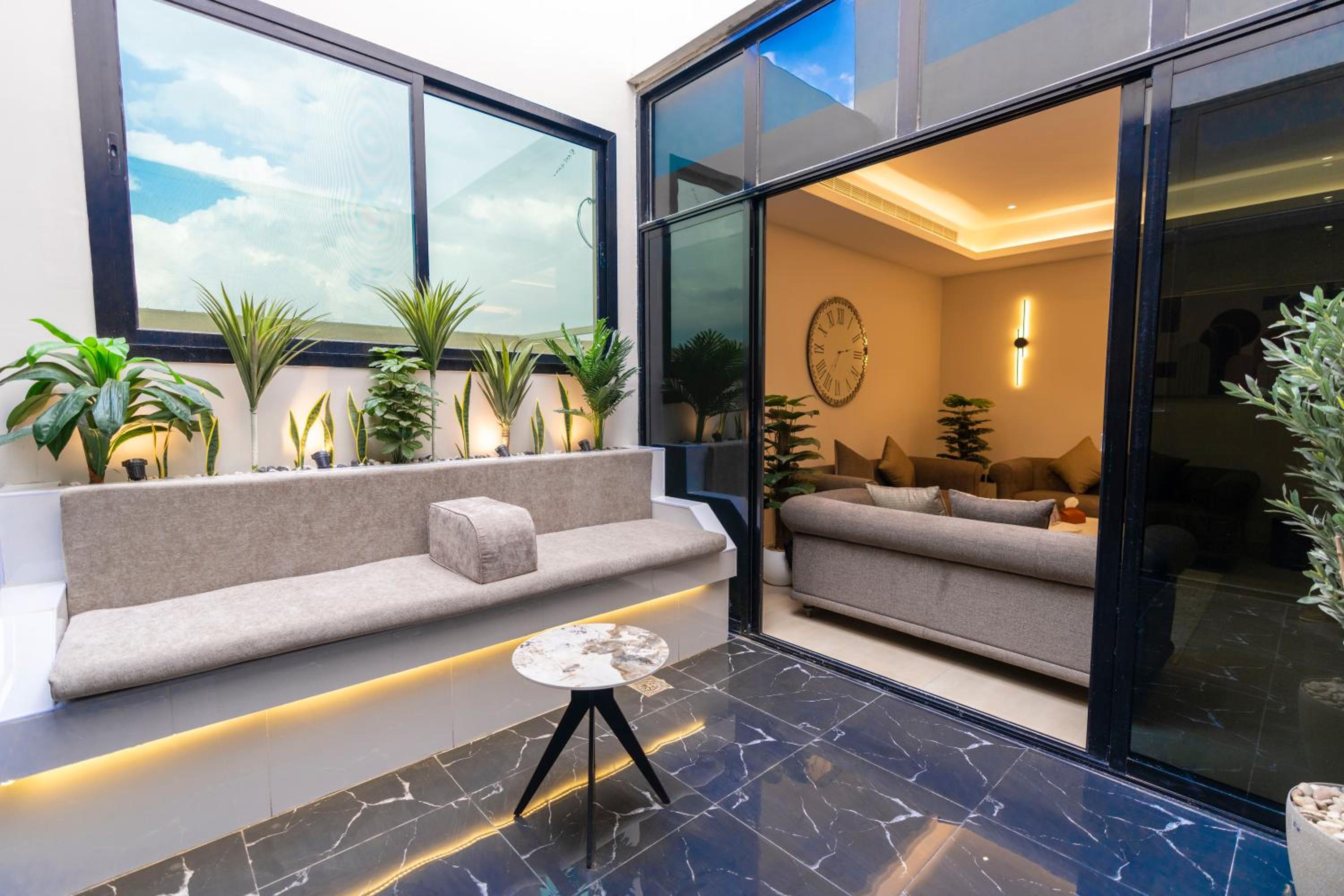Riyadh Boulevard Luxury Apartment