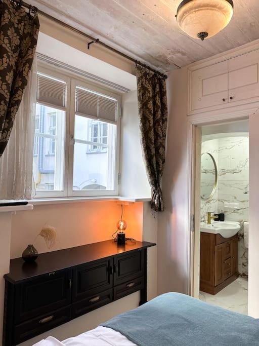 Tallinn Vacations - Cozy unique stay in old town - Property Image 11