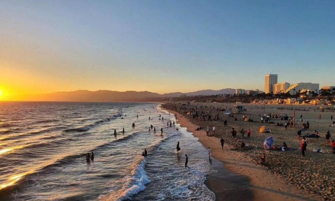 The Best Santa Monica Beach Area, Any days,Newly Remodeled