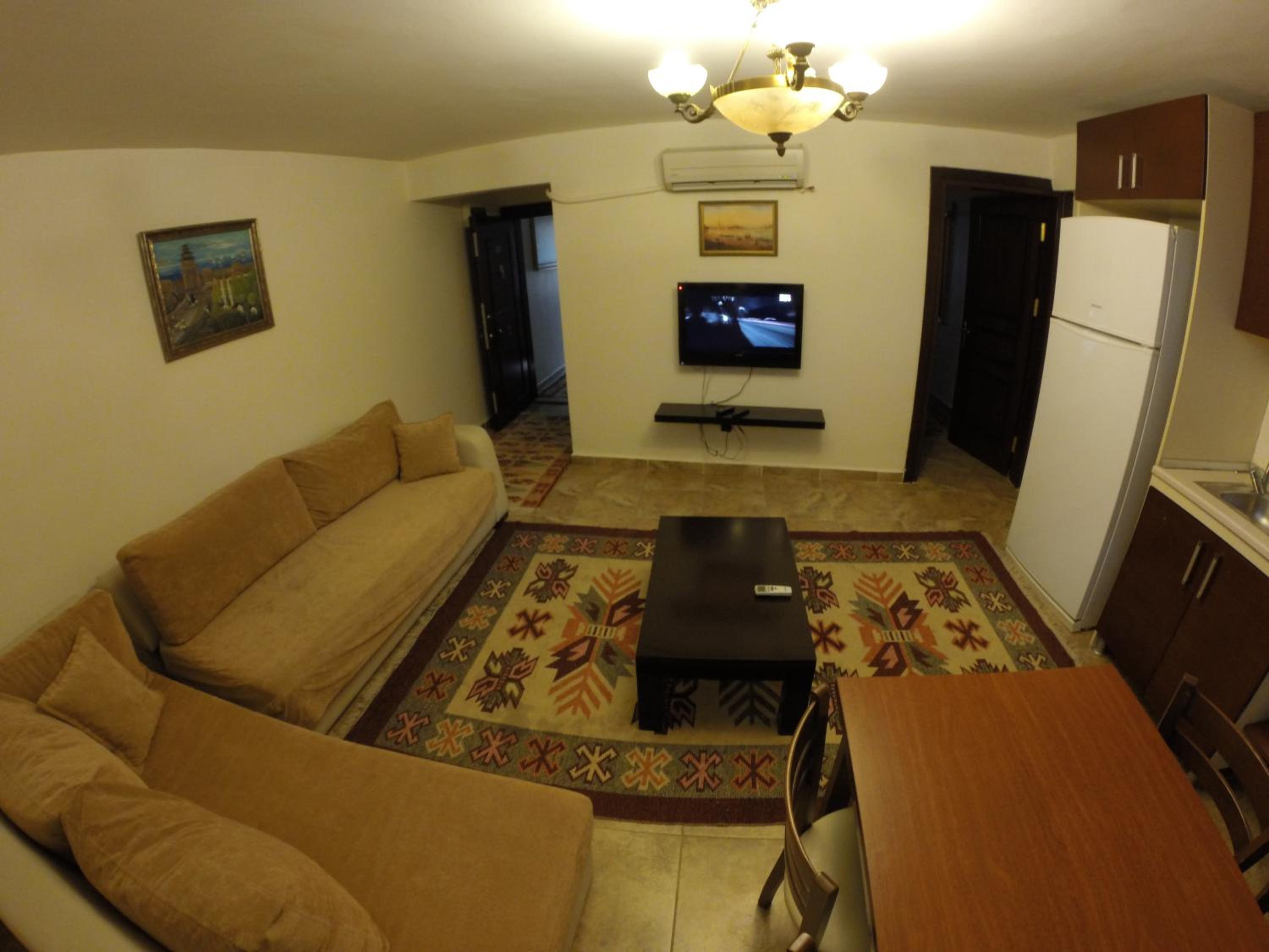 Blue Eye Suites
