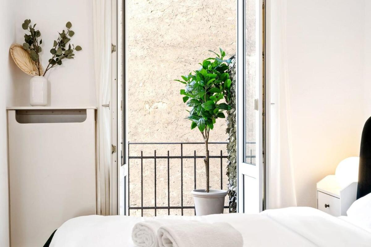 Stylish 2BR Stay in Luxembourg Gare view 2
