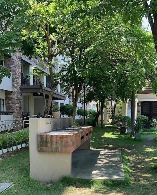 Junior's 2Br & 1T/Bath Condo Oasis Ecoland 3F view 5