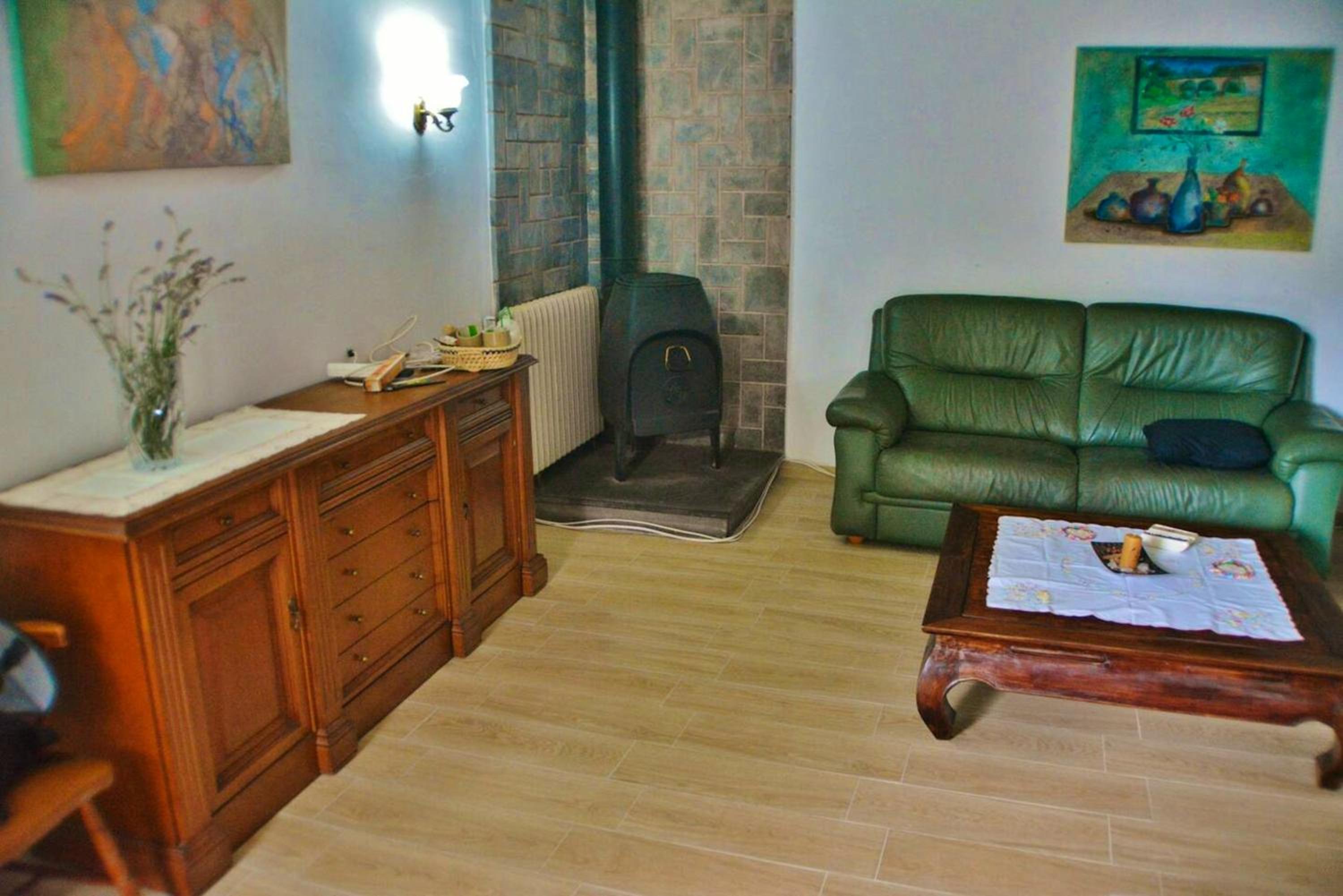 Cosy Chalet in Altura with Fireplace and Large Terrace