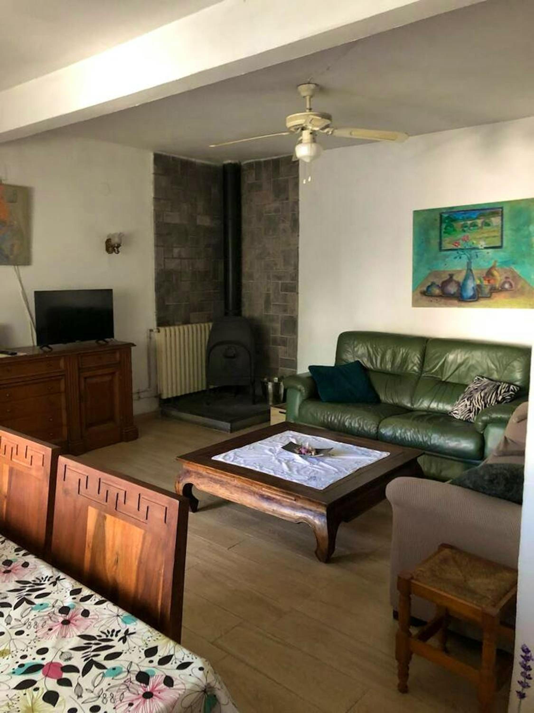 Cosy Chalet in Altura with Fireplace and Large Terrace